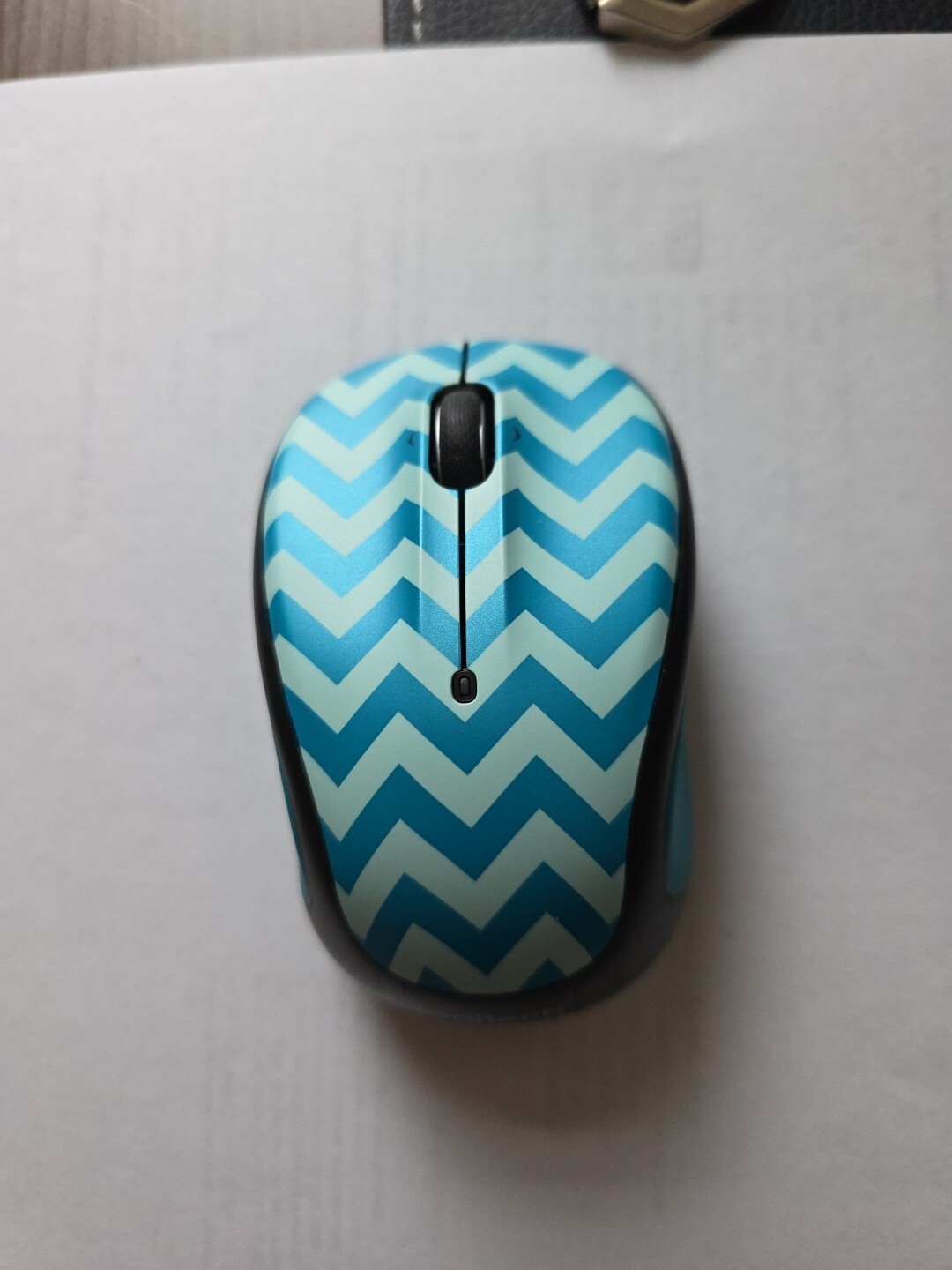 Logitech M325C Wireless Mouse with USB receiver 910-004631 Teal Chevron
