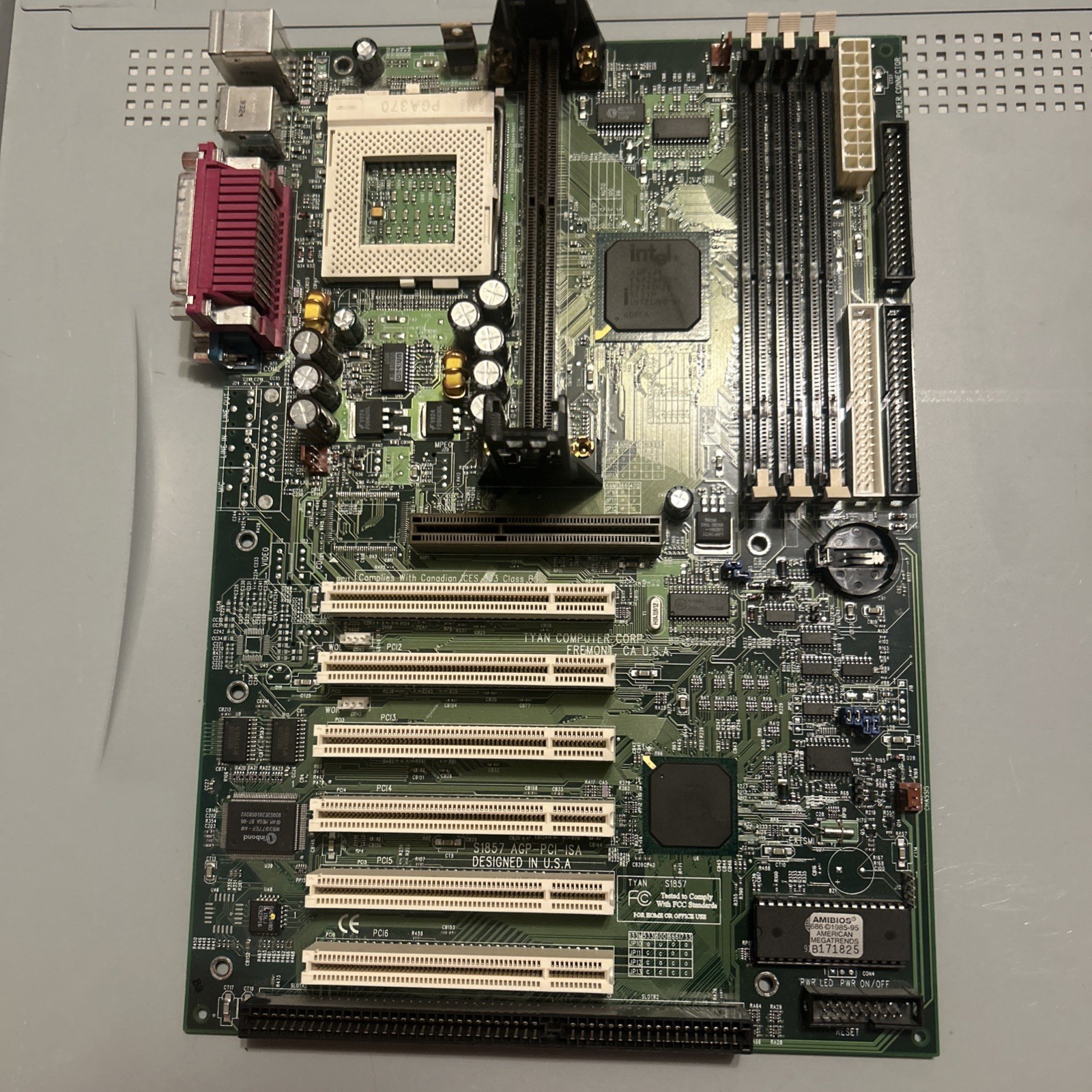 Retro Tyan S1857 Trinity Slot1 Socket 370 
