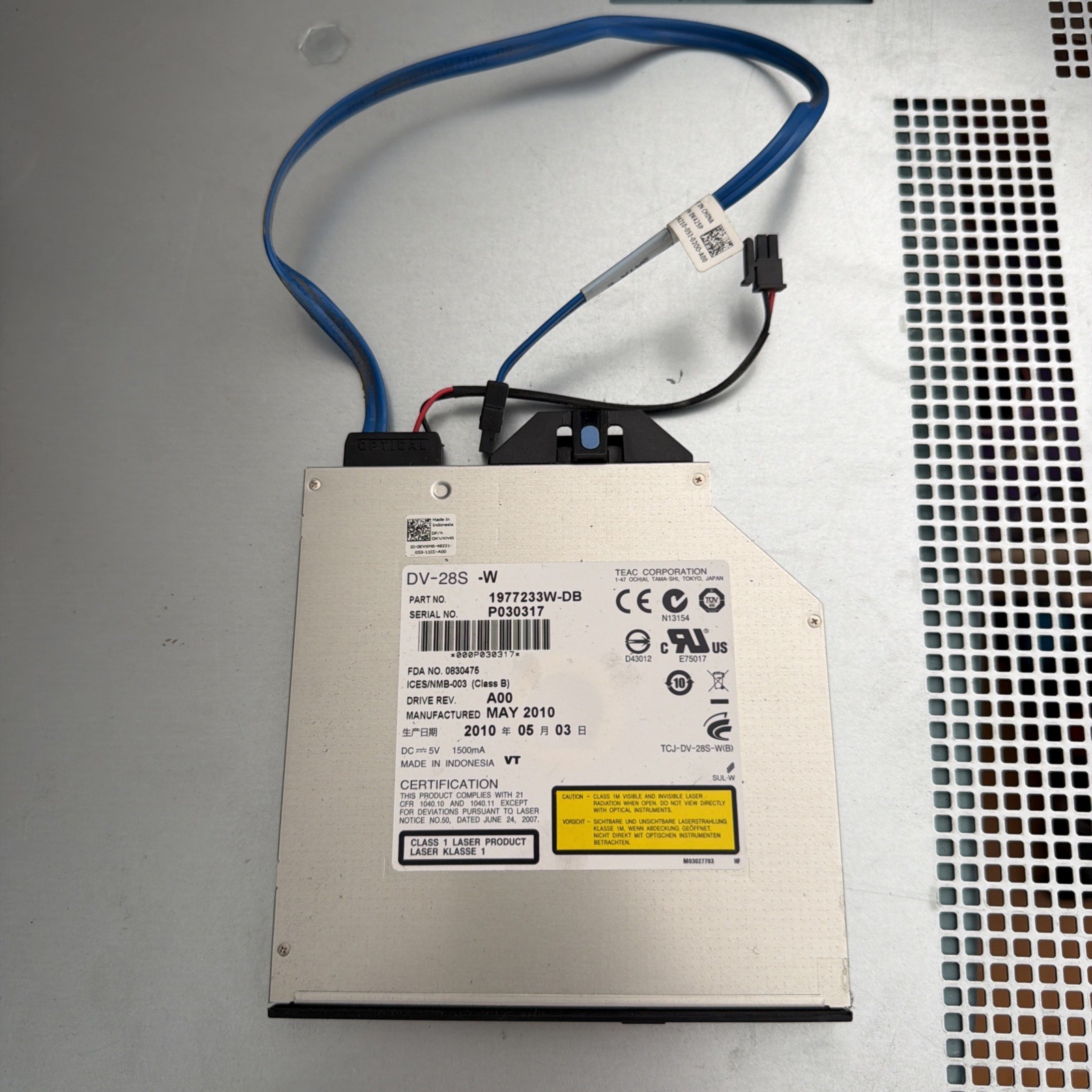 Dell PowerEdge R610 R710 R810 DVD ROM Optical Disk Drive | DV-28S 0KVXM6 w/ Cord