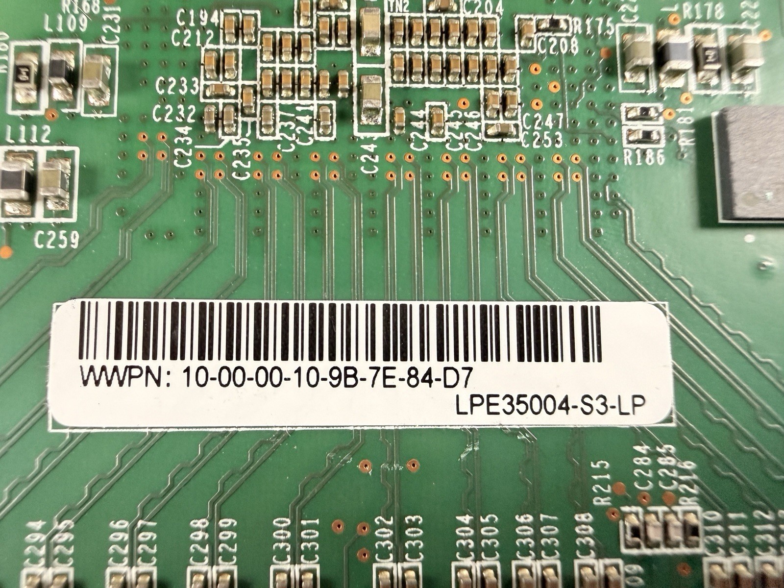 SFP+ 4 Ports 32GFC LPE35004-S3-LP Broadcom (Emulex) FC   (HBA)