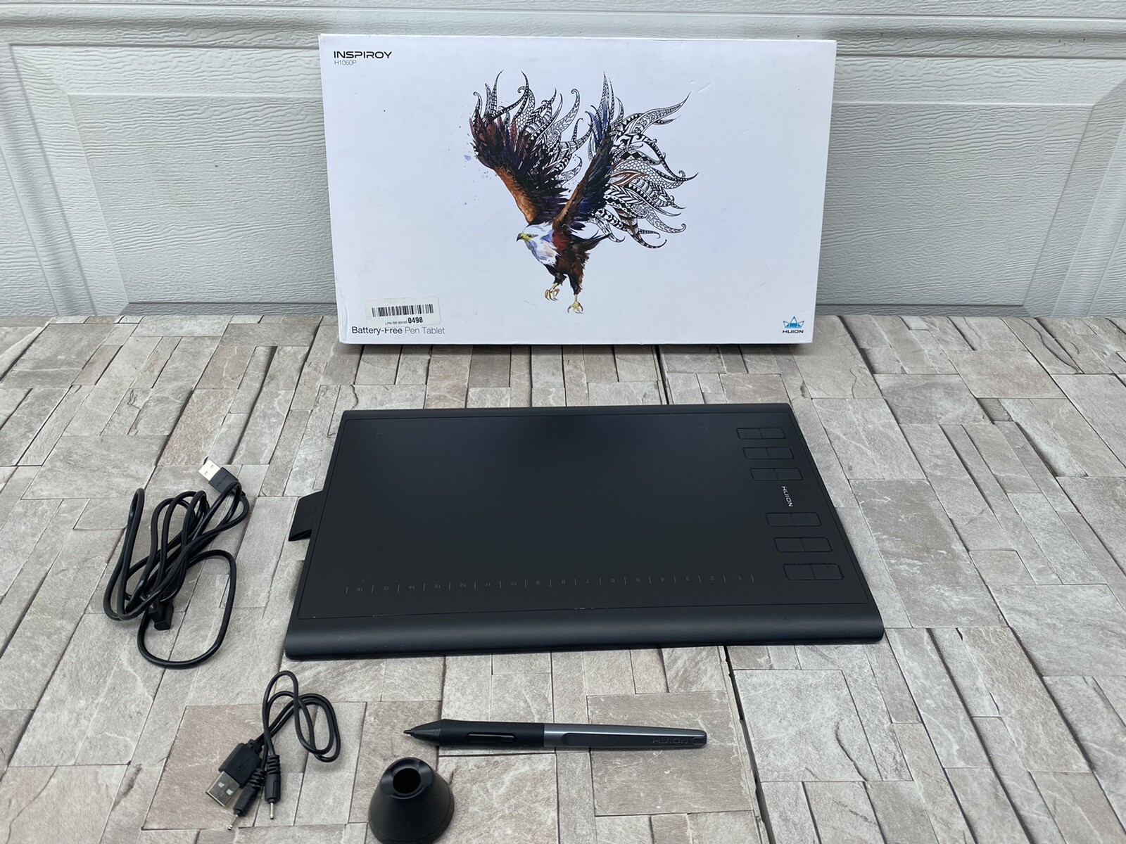 HUION INSPIROY H1060P Battery-Free Black Pen Tablet Read