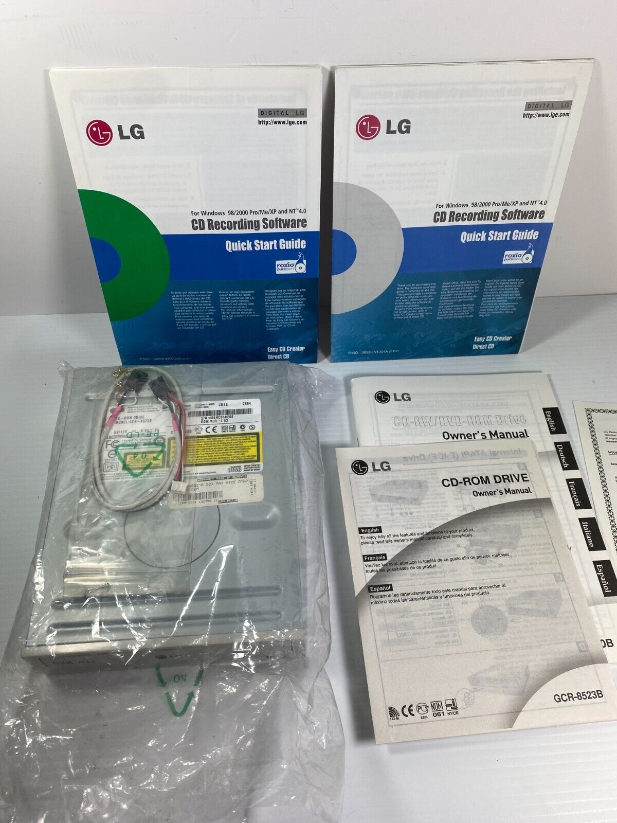 LG GCR-8523B 52X DESKTOP IDE CD-ROM Beige/White NOS