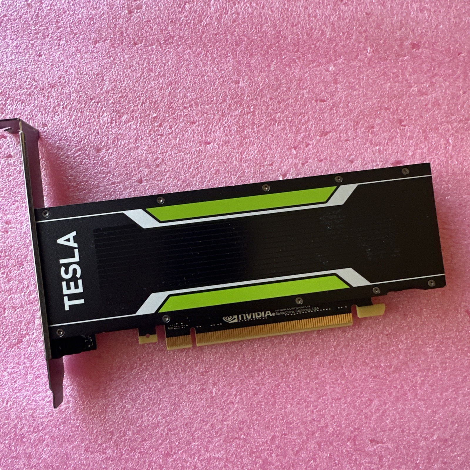 NVIDIA Tesla P4 8GB GDDR5 Accelerator Card✅ Full Profile