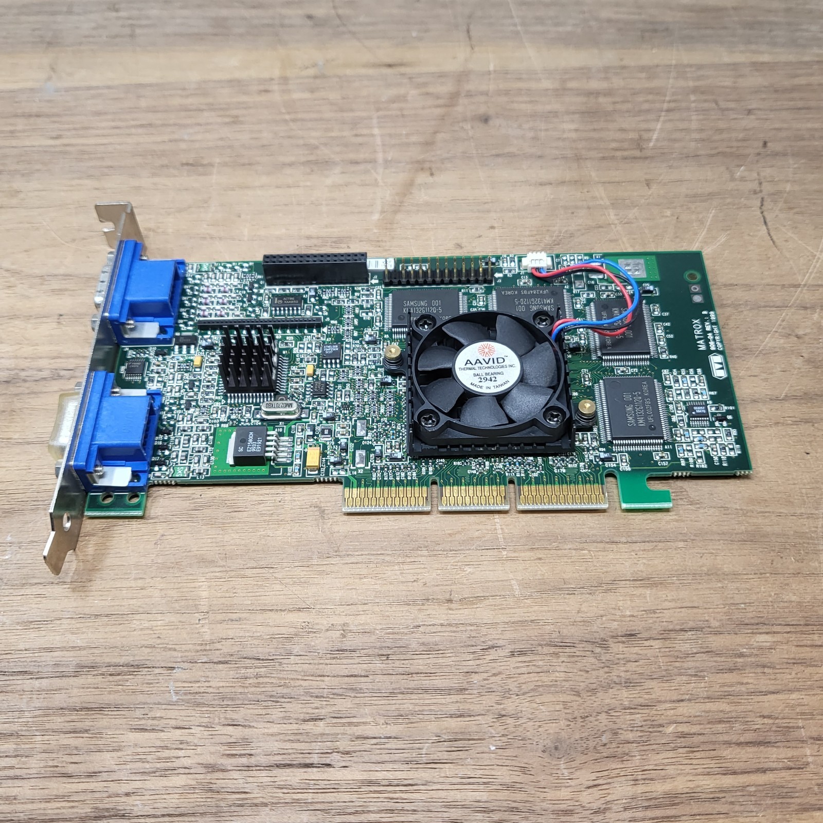 Matrox Millennium G400 MAX 32MB AGP Dual VGA 08068R 906-04 Rev B