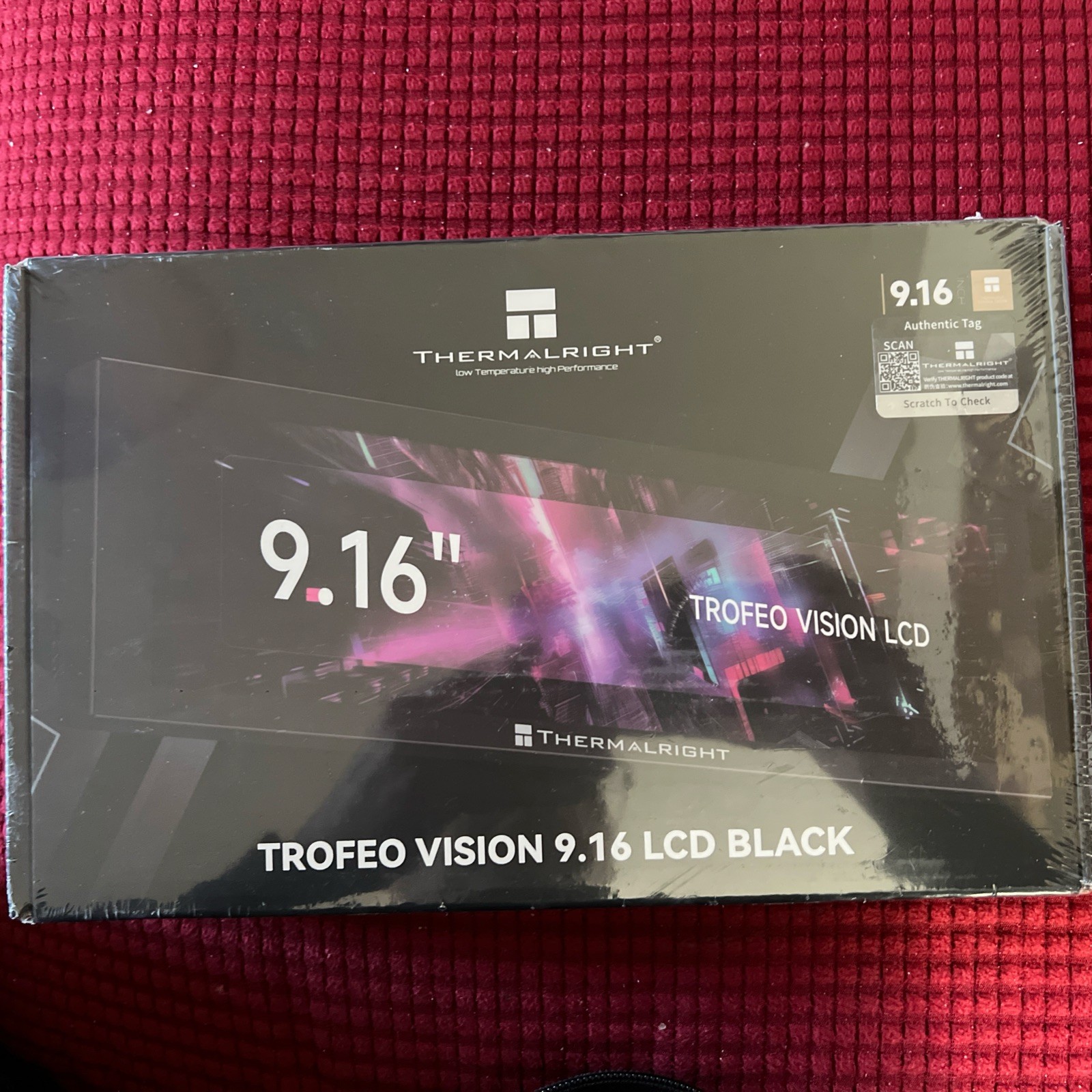 Thermalright Trofeo Vision 9.16 Inch Full-Color LCD 1920x480. Factory sealed.