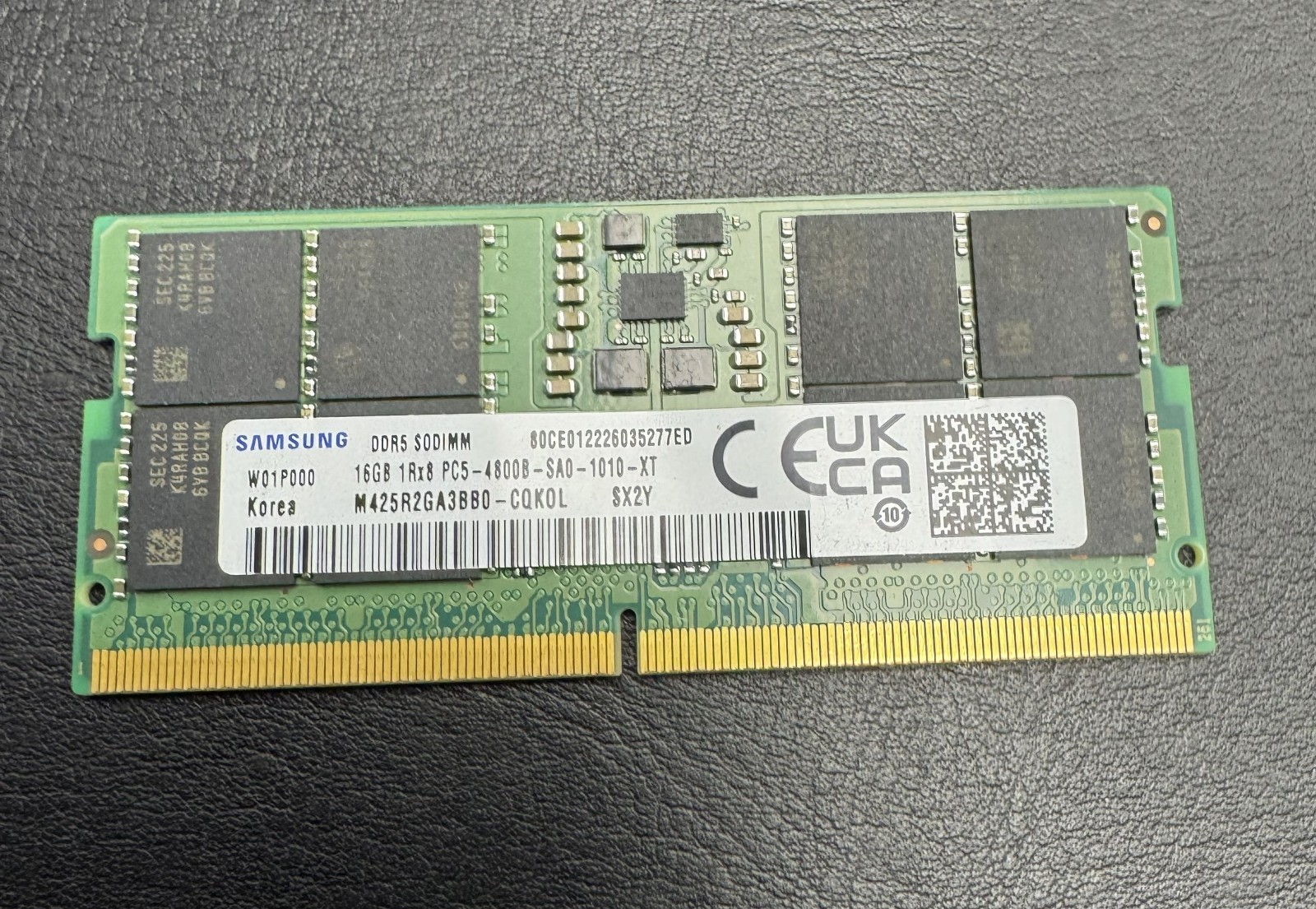 Samsung 16GB DDR5  M425R2GA3BB0-CQKOL Memory Module - 1Rx8 4800 MHz
