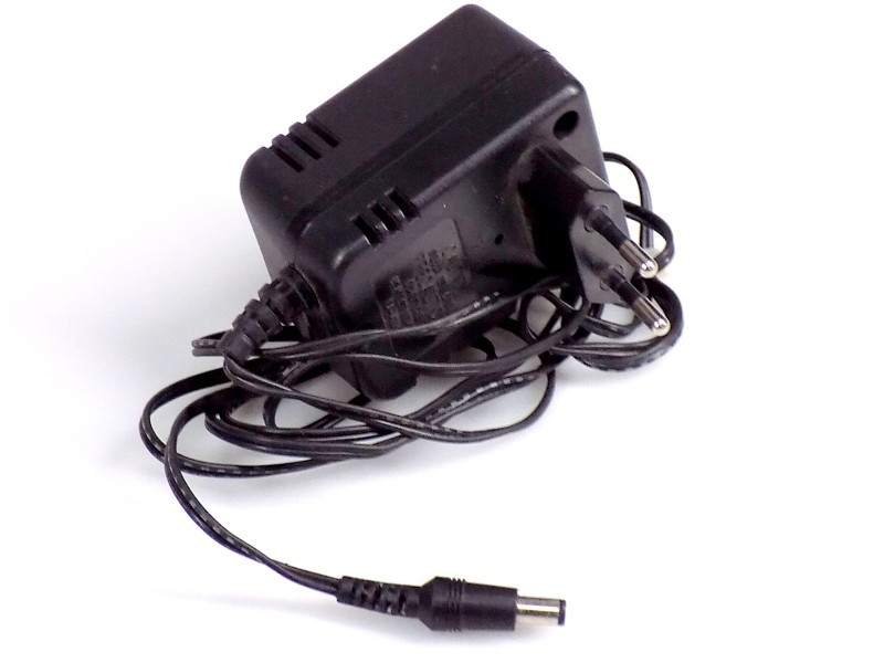Sino-American R3W012-200G Power Supply Power Supply 12V, 0.2A, 200mAh, 5.5x2.5mm