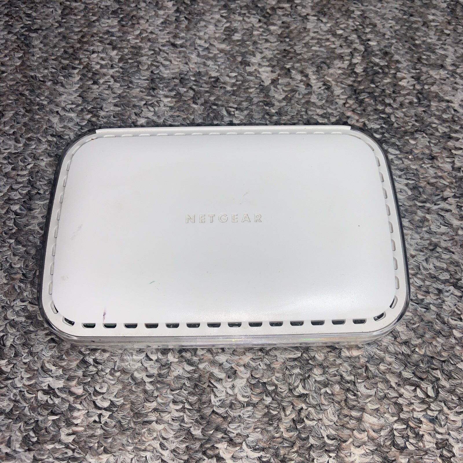 Netgear Web Safe Router RP614v4/ Double Fire Wall / 4-Port 10/100 Mbps WORKING