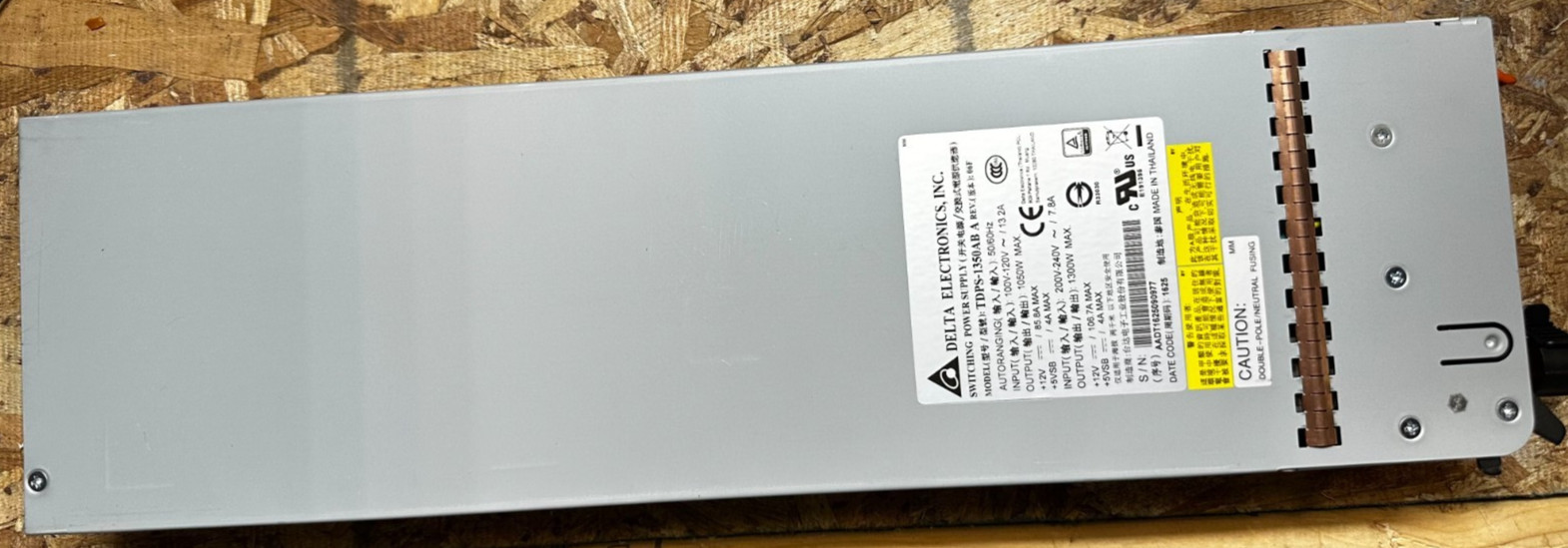 Delta TDPS-1350AB B Switching Power Supply 1300W NetApp FAS 3210 3220 FAS3240