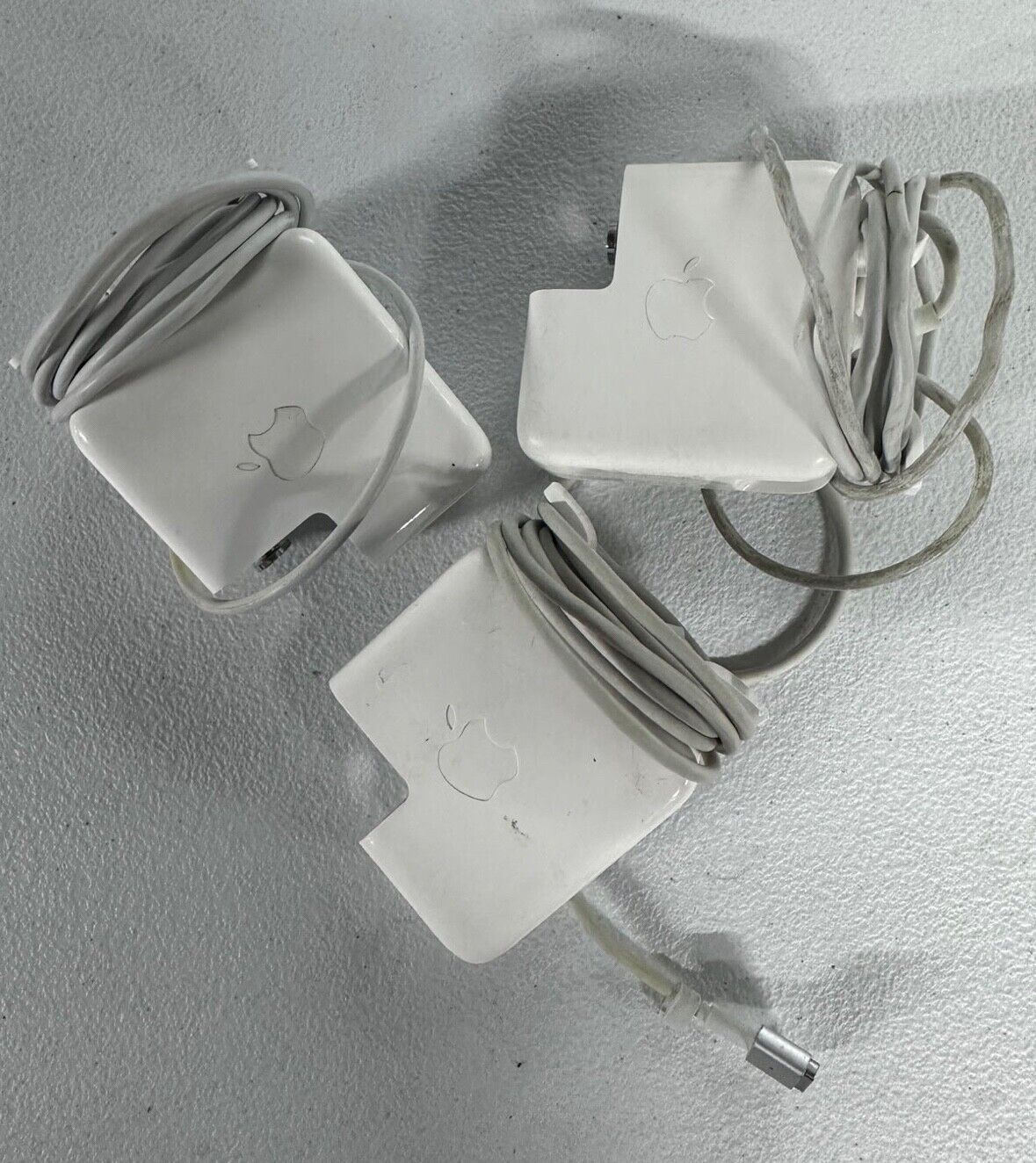 3x Authentic Apple (45W) MagSafe 2 Power Adapter - White bulk
