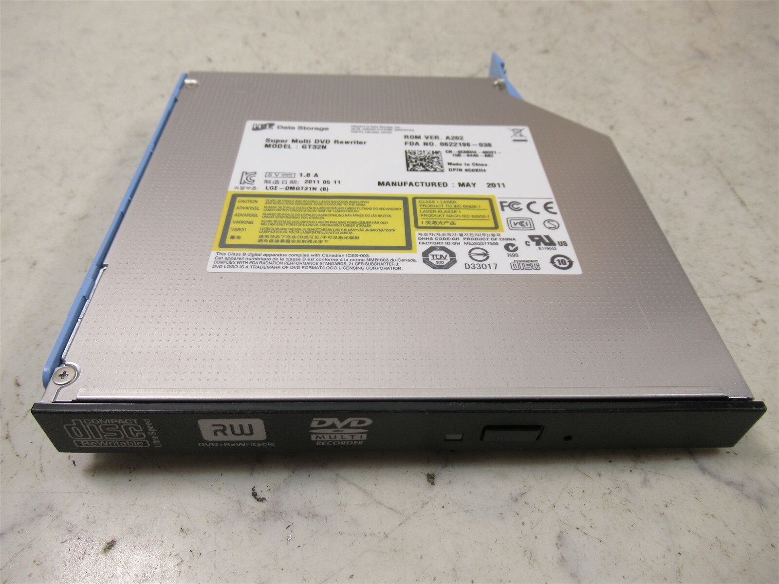 HL Data Storage Super Multi DVD Rewriter GT32N Hitachi LG
