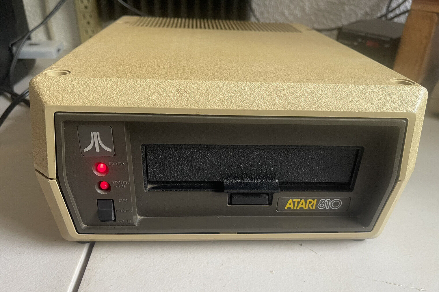 Atari 810 Floppy Disk Drive for Atari 8-bit Computer w/ power supply &  History