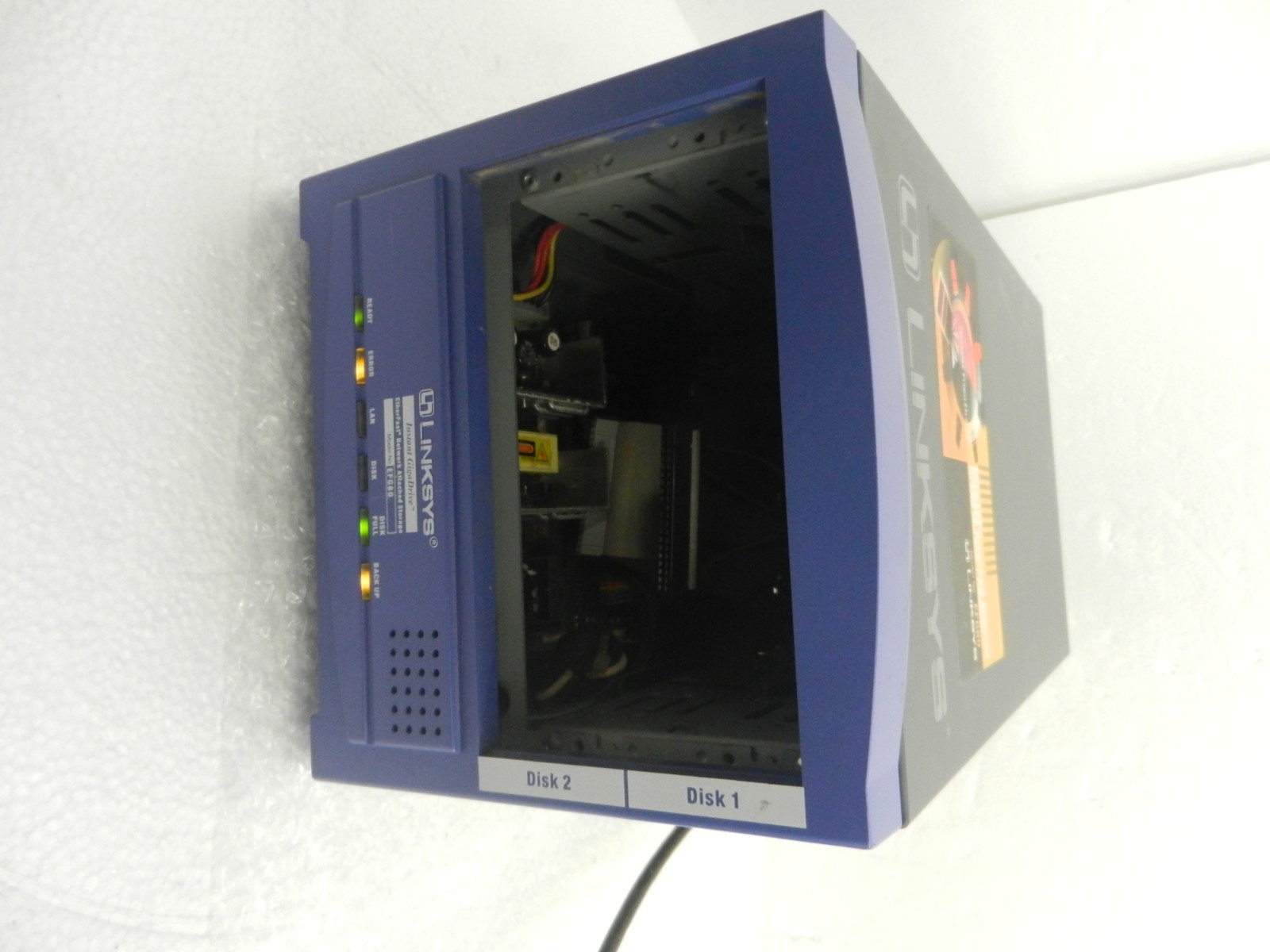 LINKSYS EFG80 ETHERFAST NAS NETWORK ATTACHED STORAGE  USED NO HARD DRIVE(s)
