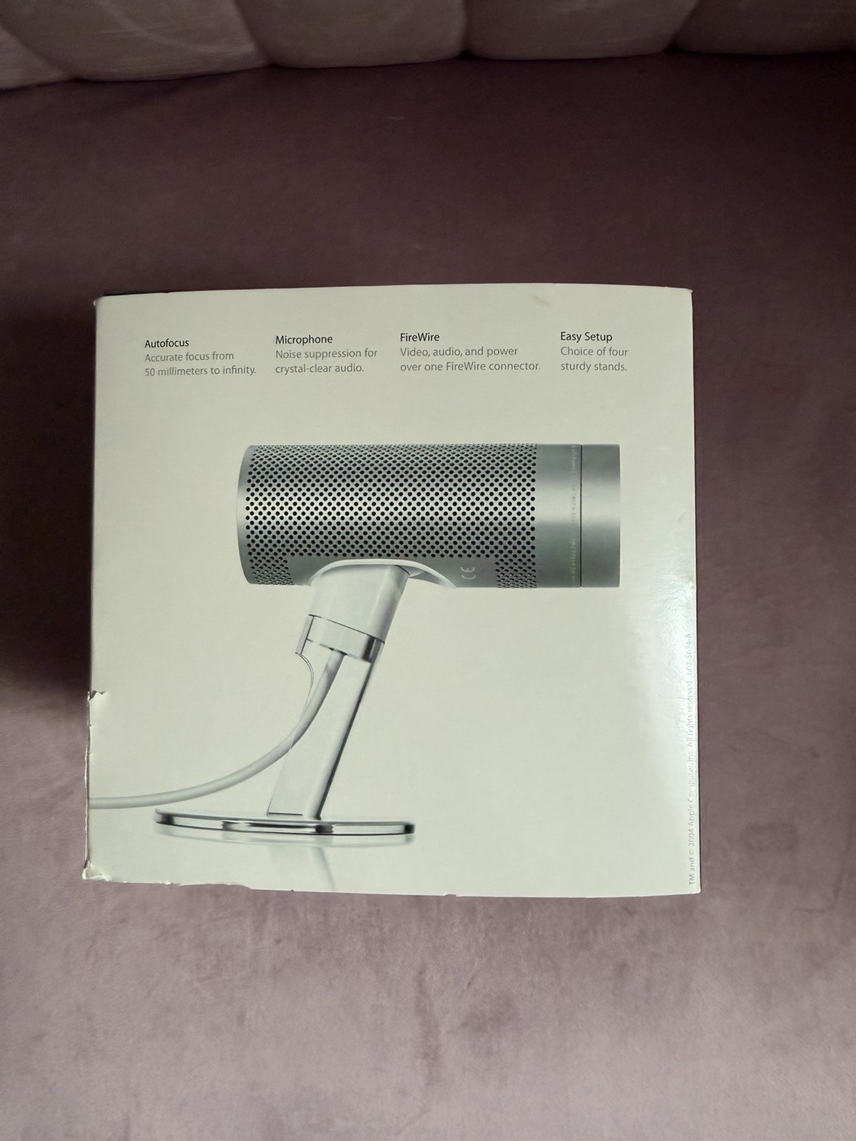 APPLE iSIGHT FIREWIRE CAMERA IN ORIGINAL BOX M8817LL/B