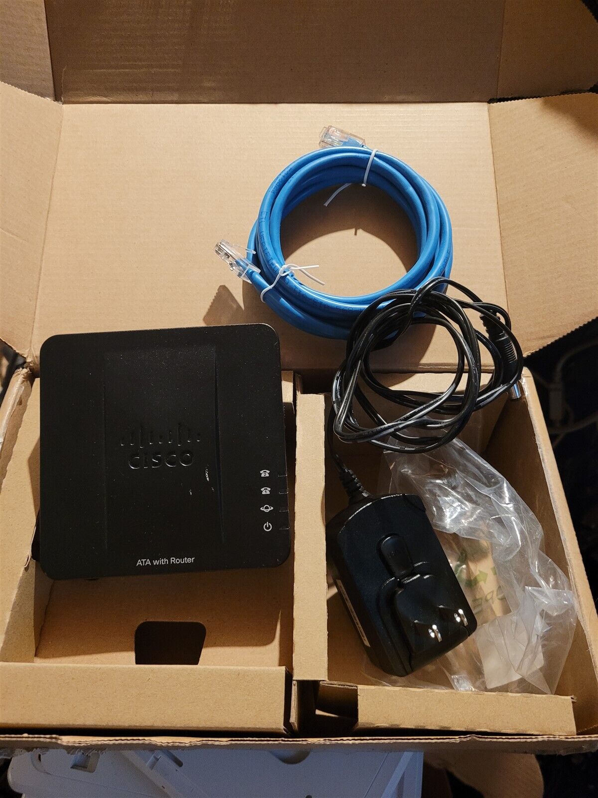 Cisco SPA122 ATA with Router 2 Port VOIP with Power Cord