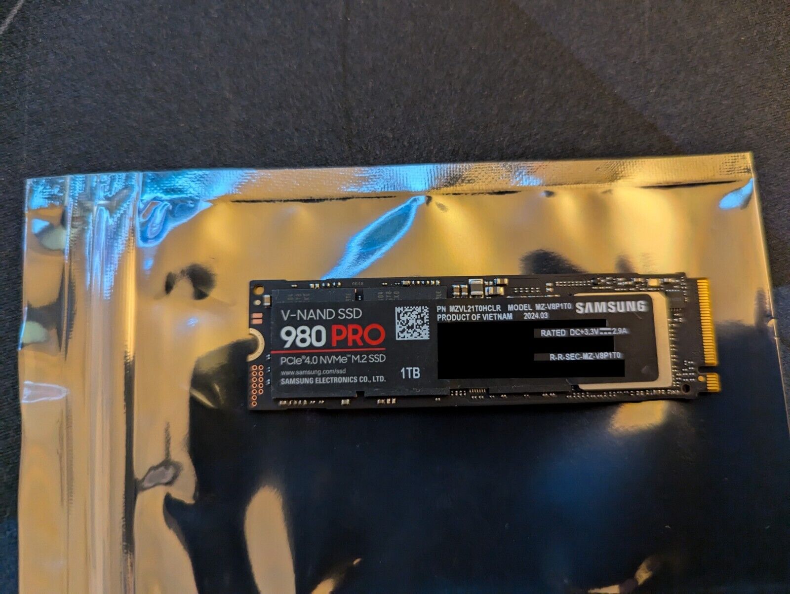 Samsung 980 PRO 1TB SSD, PCIe 4.0 x 4 M.2, M.2 2280 Internal SSD (Open Box)