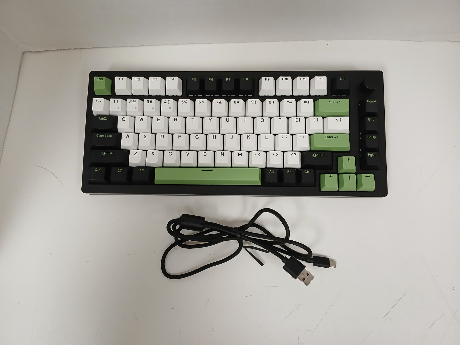 Inland MK PRO V2 Matcha RGB Gaming Mechanical Keyboard (V83PRO)  *READ* NO BOX