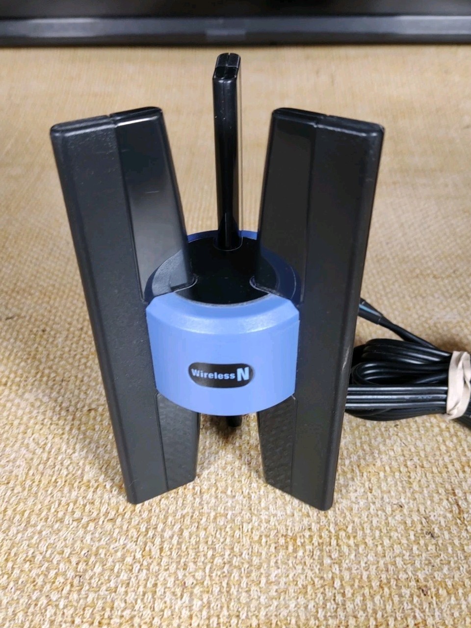 Cisco Linksys WIreless-N PCI WMP300N-802.11b/g/n Wireless Antenna