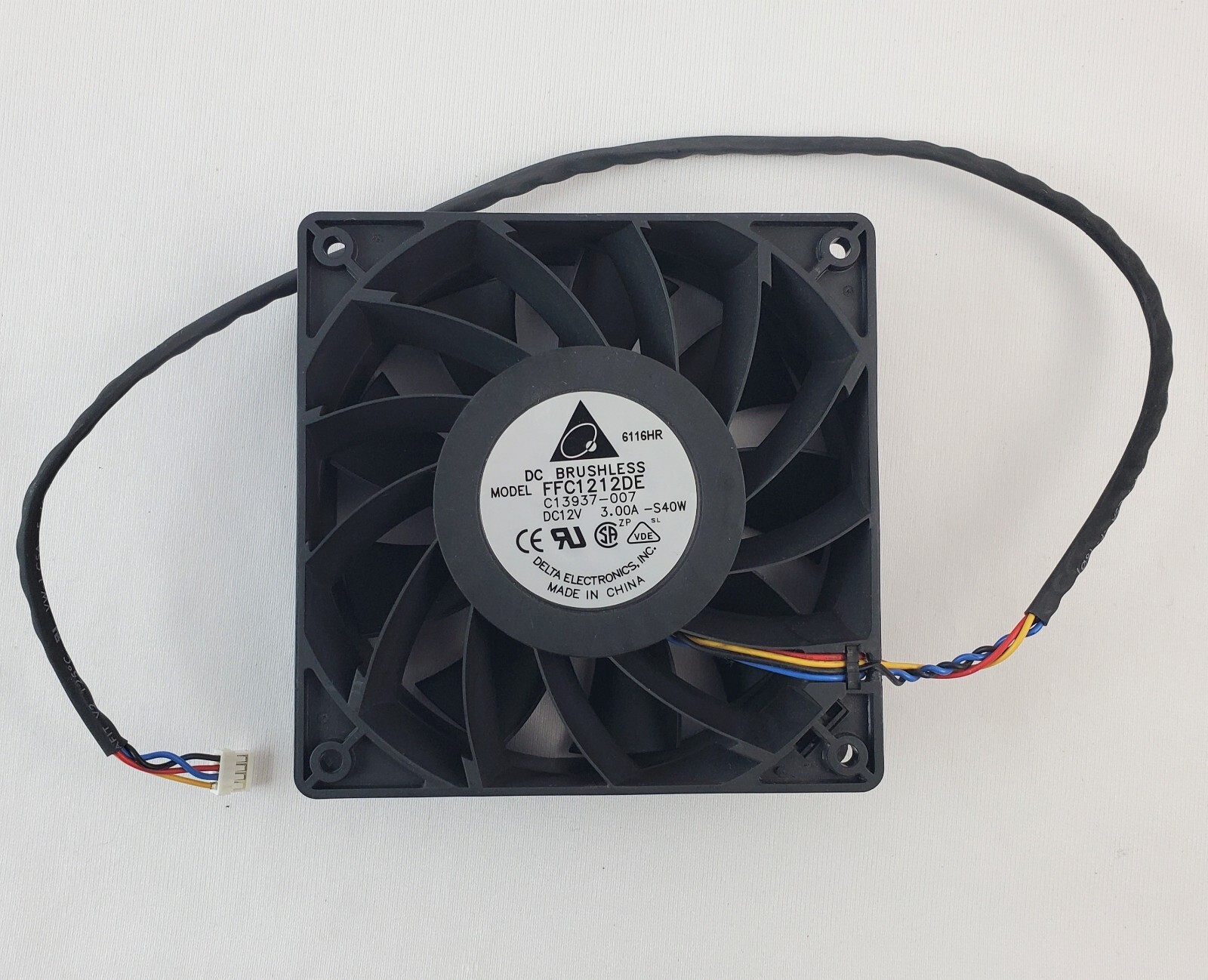 Delta Electronics FFC1212DE Fan