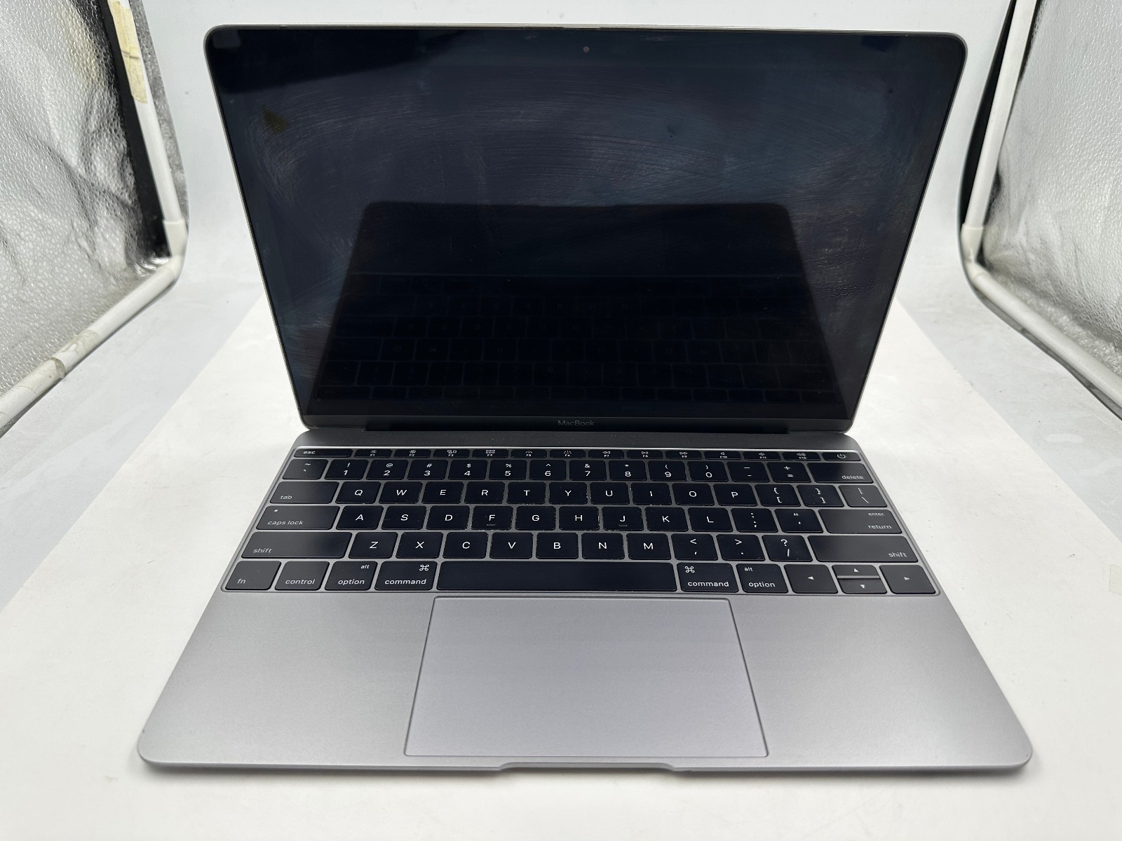 Space Gray Apple MacBook 12" A1534 2017 Core M3 1.2GHz 8GB RAM 256 SSD MNYF2LL/A