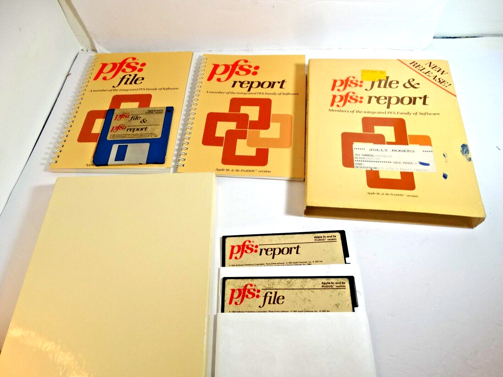 Apple II C E PFs File & Report System Computing User Manual + Floppy Disks 1985