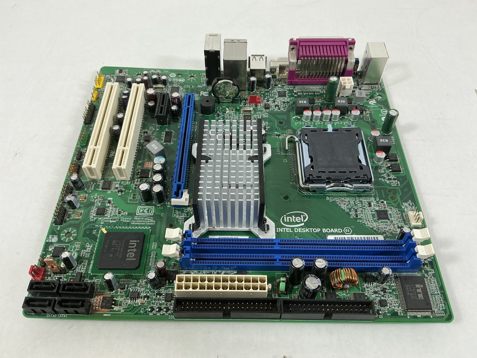 Intel DG41TX Micro ATX LGA 775 DDR3 Motherboard (BLKDG41TX)