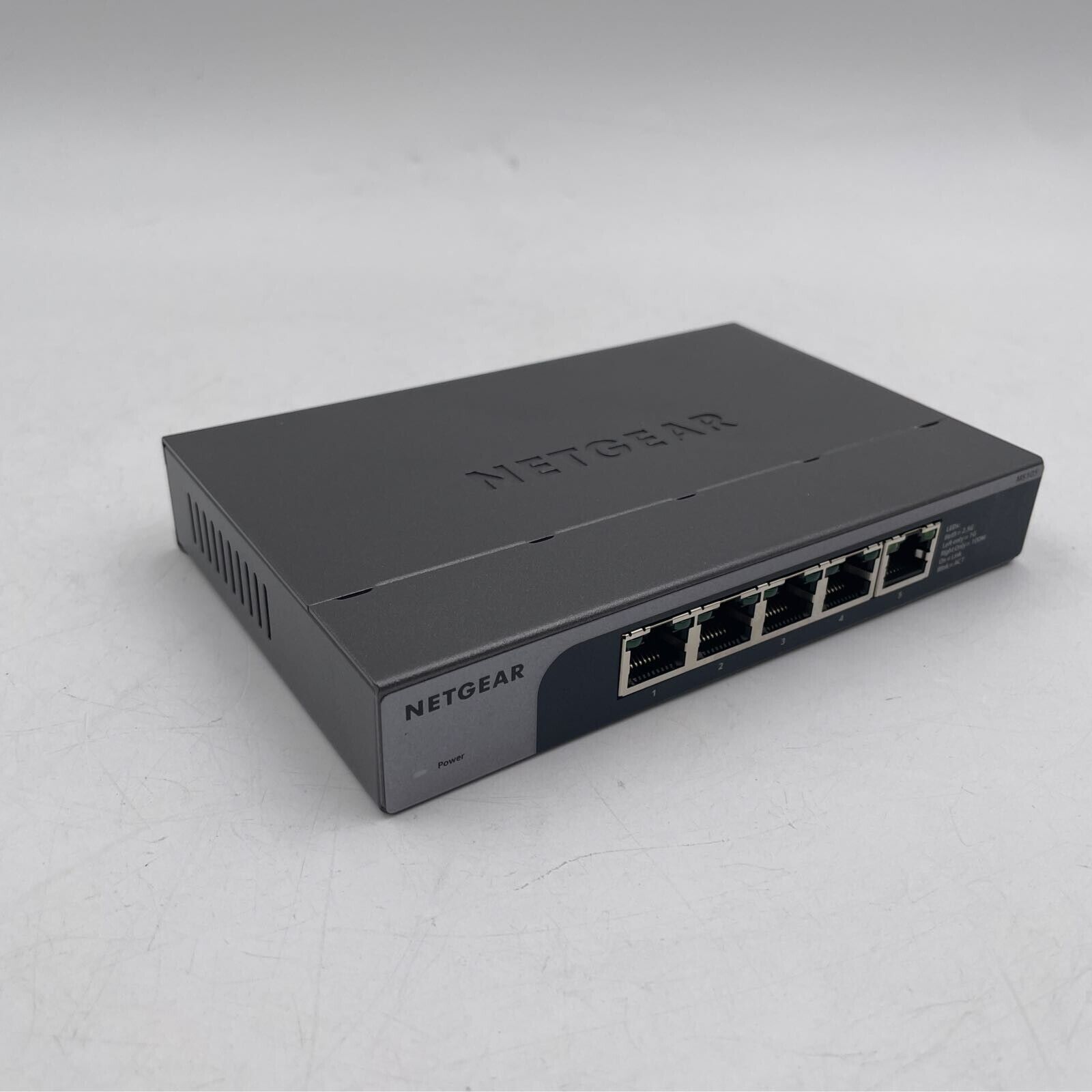 NETGEAR 5-Port Multi-Gigabit Ethernet Unmanaged Network Switch (MS105)