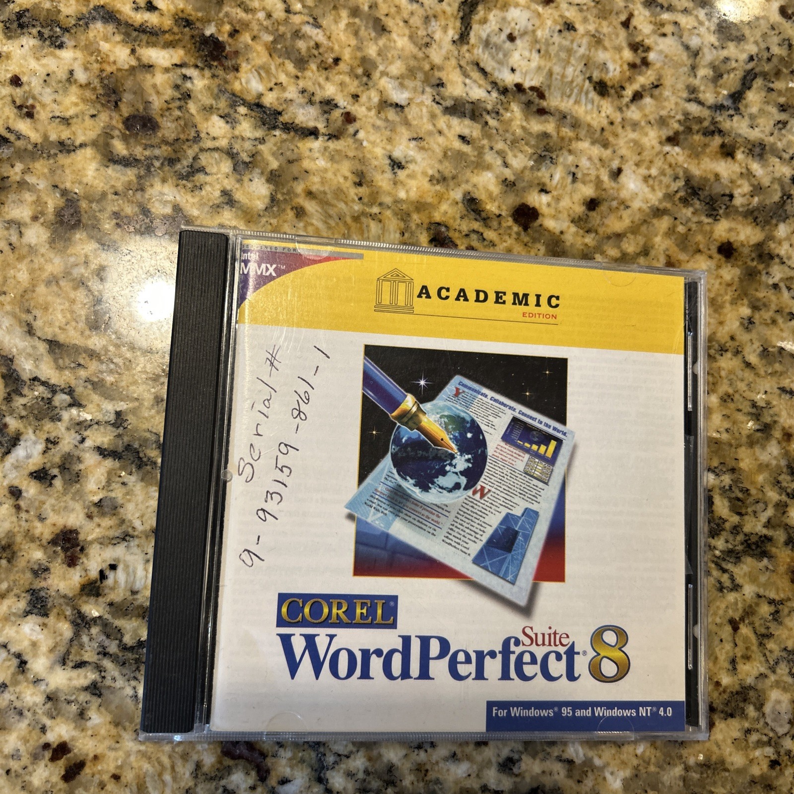 Corel WordPerfect Suite 8 - CD - Academic Edition - for Windows 95 & Windows NT