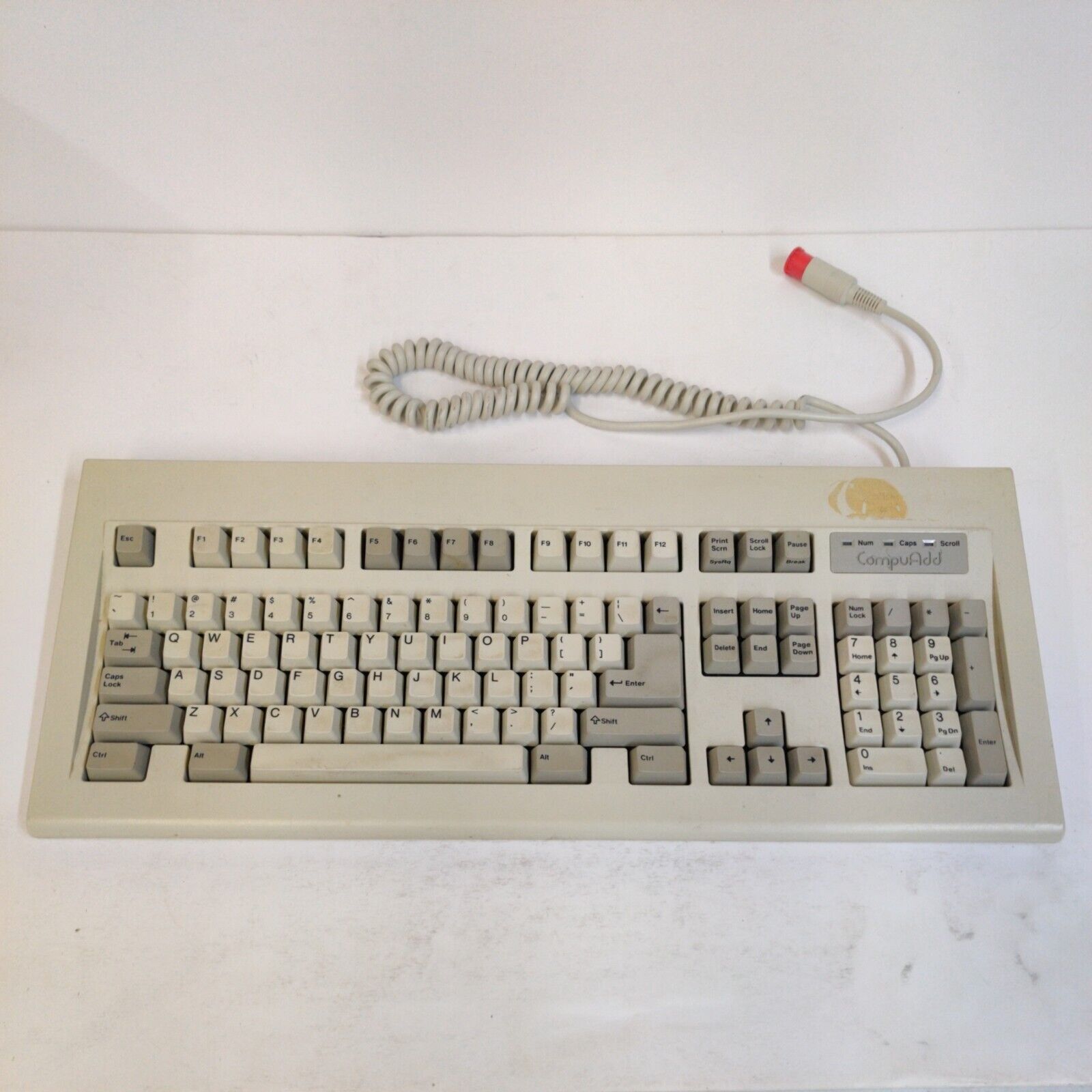 Compuadd keyboard AQ6-COMPA RT-101+ 55153 117700-001 REV C AT DIN Connector