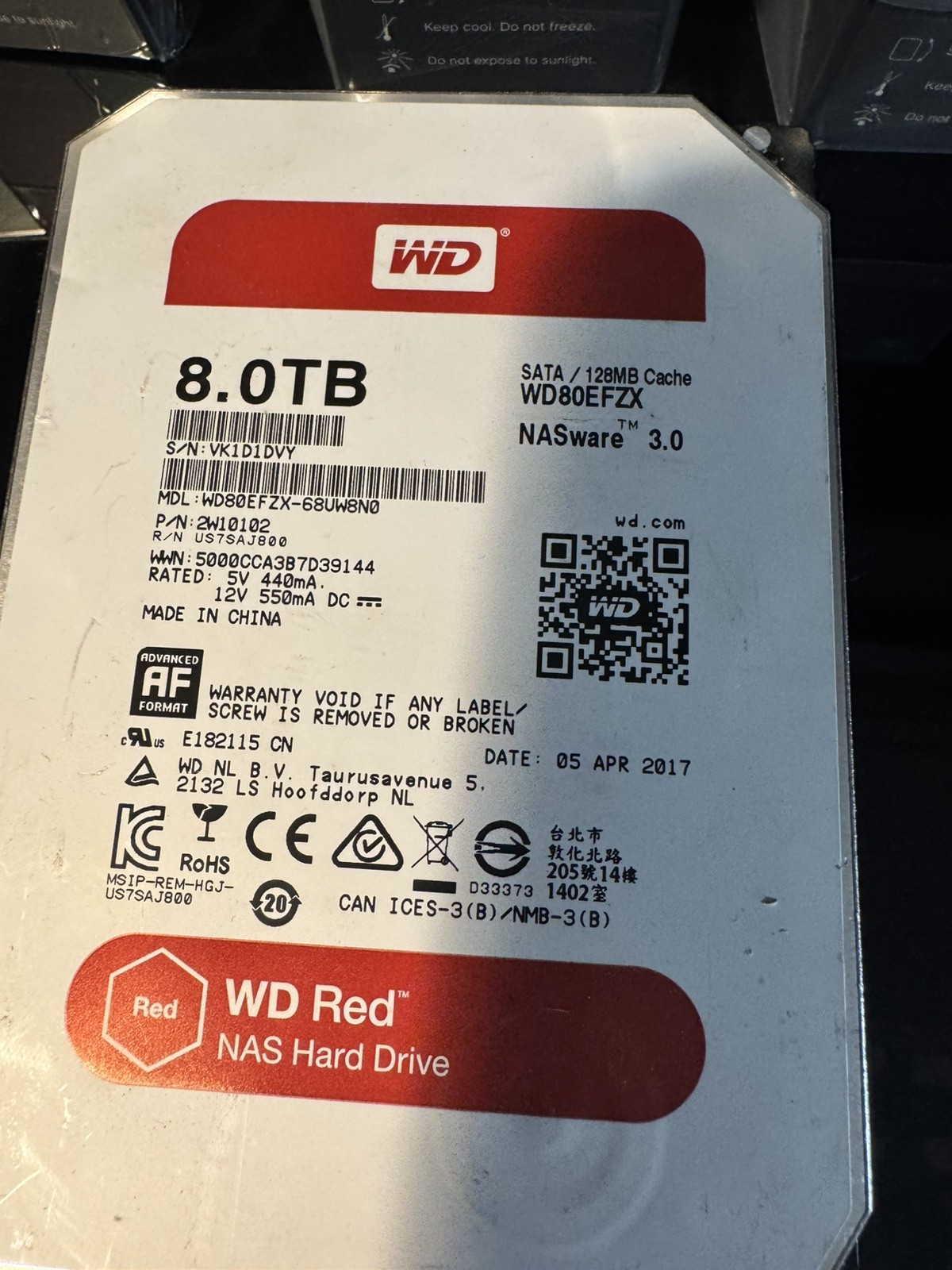 WD80EFZX-68UW8N0
