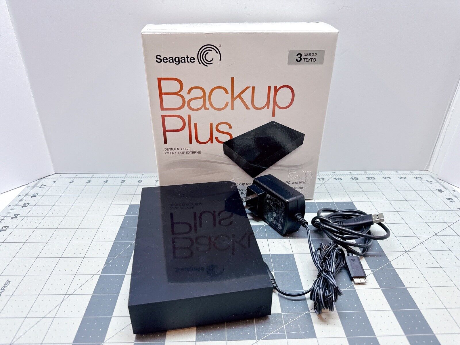 Seagate Backup Plus Desktop Drive 3TB/ USB 3.0, Used Less Than 1 Hour