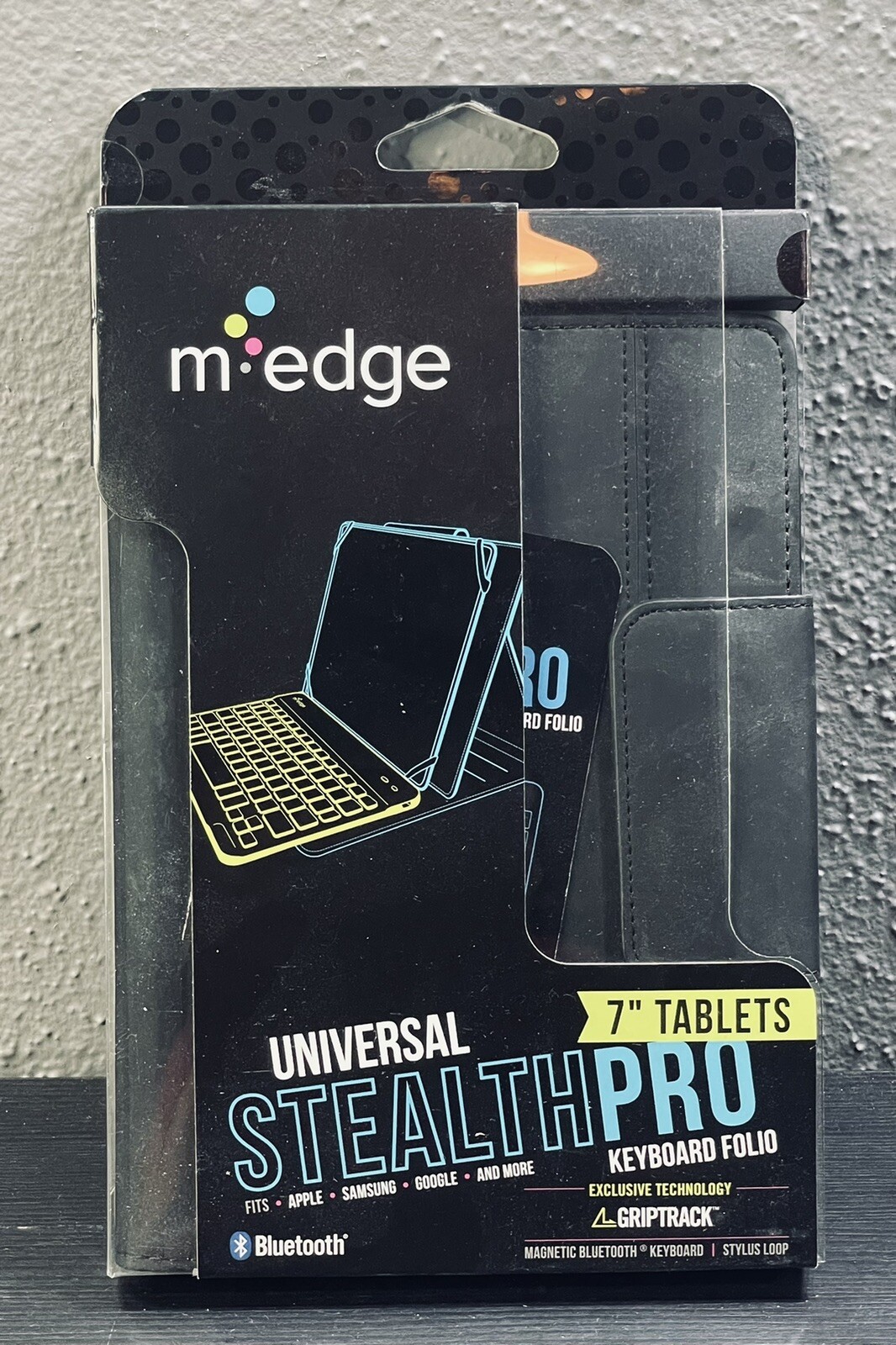 MEdge M-Edge Universal Stealth Pro Keyboard Folio Case for U7-Pro