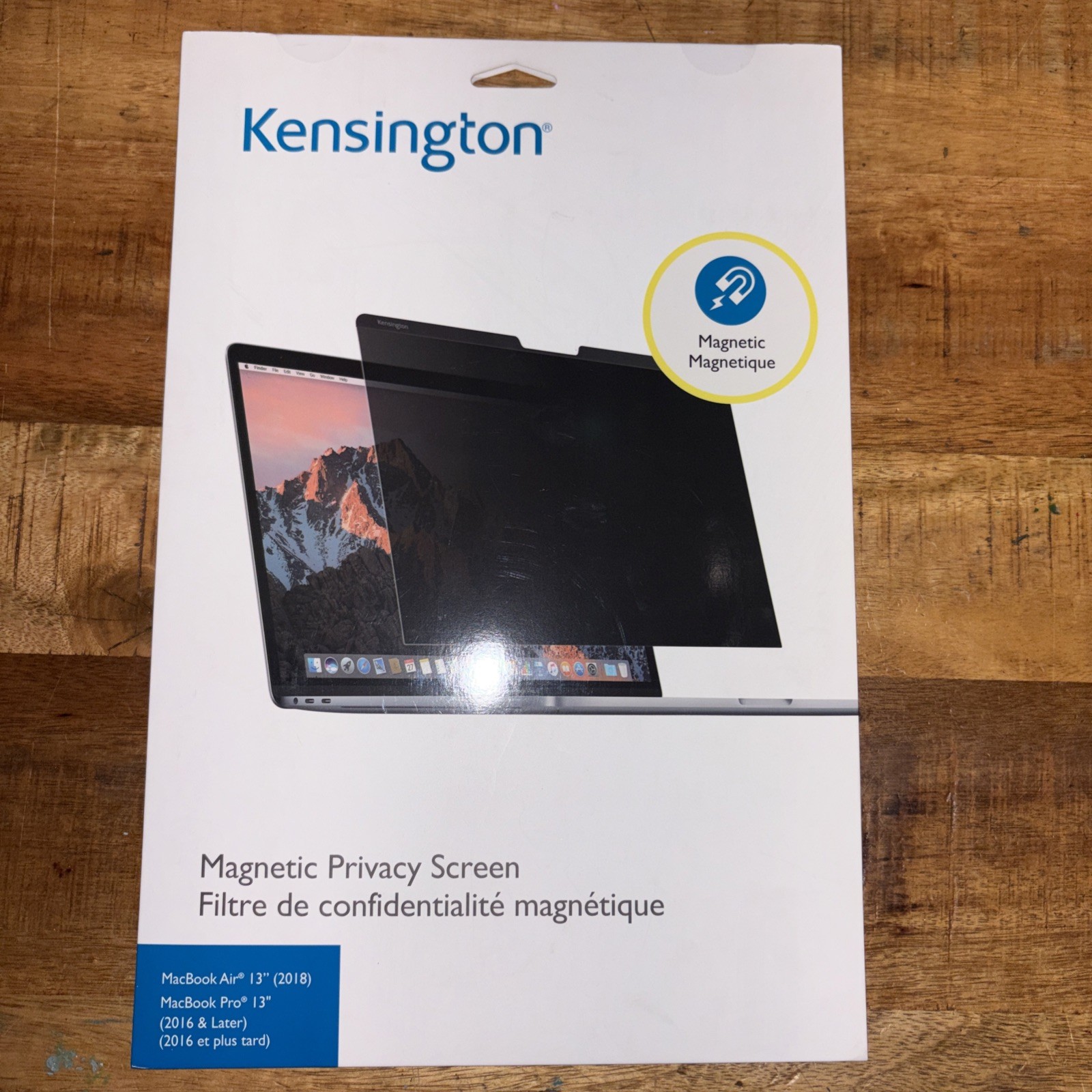 ONE Kensington MacBook Pro 13 2018 & Late Magnetic Privacy Screen K64490WW