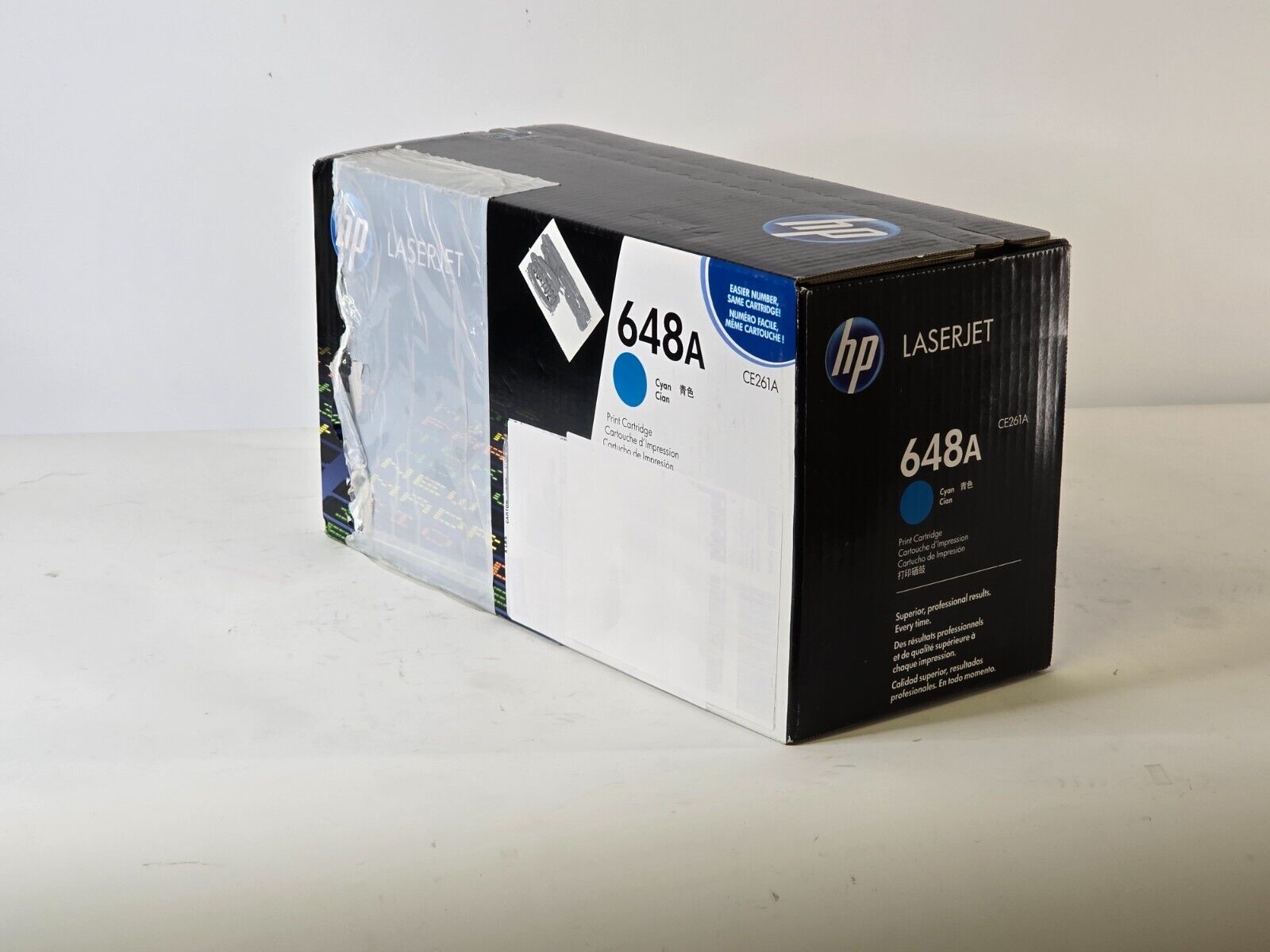 HP 648A (CE261A) Cyan LaserJet Toner Cartridge New, imperfect box