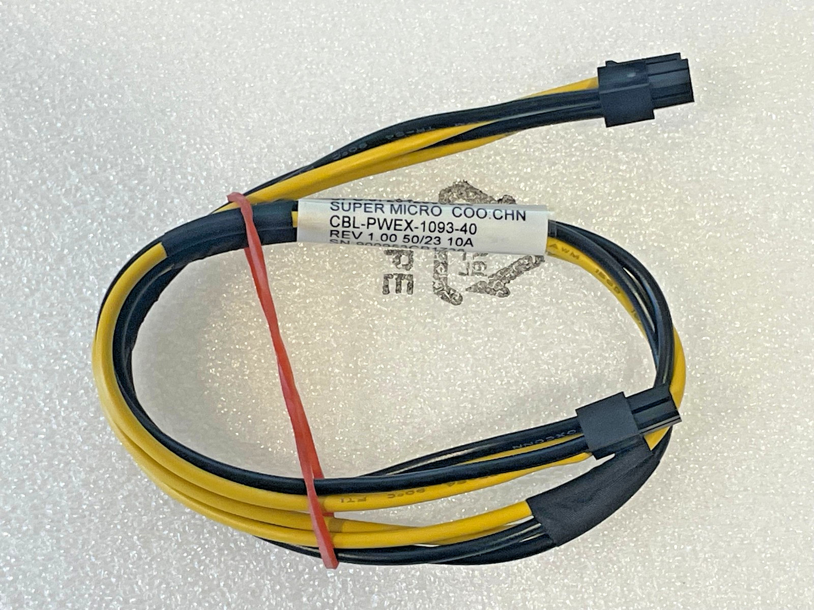 SuperMicro CBL-PWEX-1093-40 MicroFit,(2x2F to 2x2F), PH3.0,40CM,10A/pin,16AWG