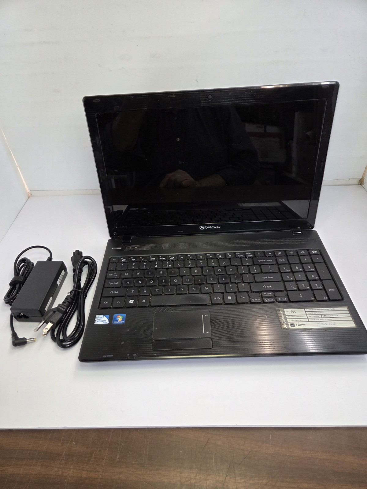 Gateway PEW91 - NV55C03u - 15.5” Laptop - UNTESTED New Power Supply 