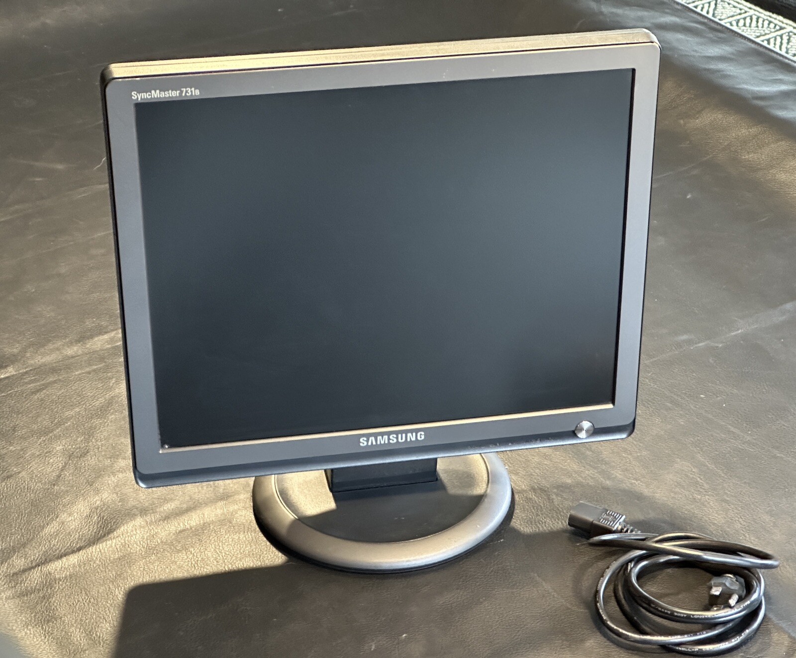 Samsung SyncMaster 731B 17" LCD Monitor Very Good DVI VGA - Black