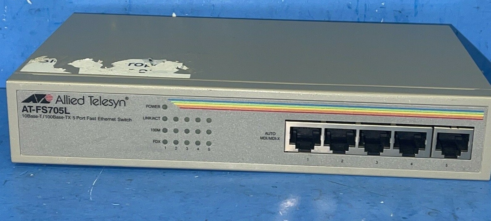 ALLIED TELESYN AT-FS705L 10BASE-T/100BASE-TX 5 PORT FAST ETHERNET SWITCH