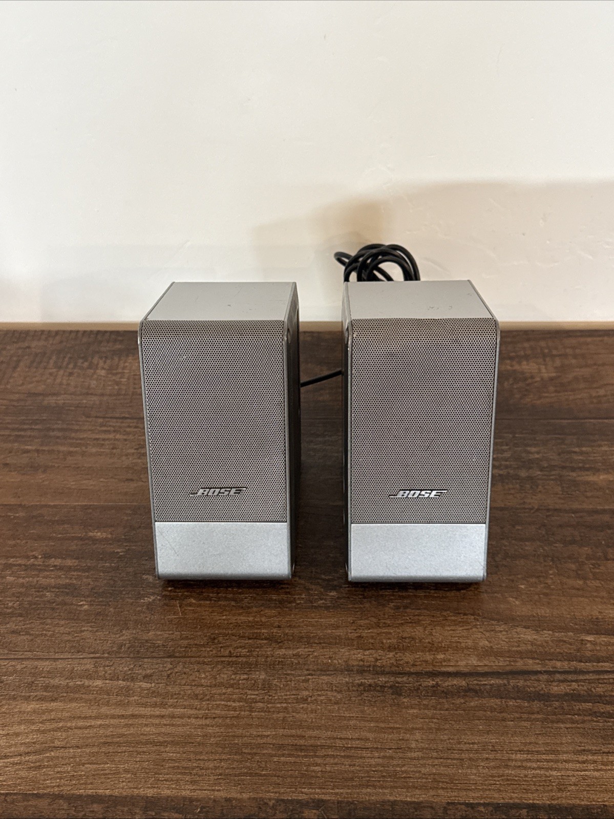 Bose Computer Music Monitor MusicMonitor Speakers. (Speakers Only)