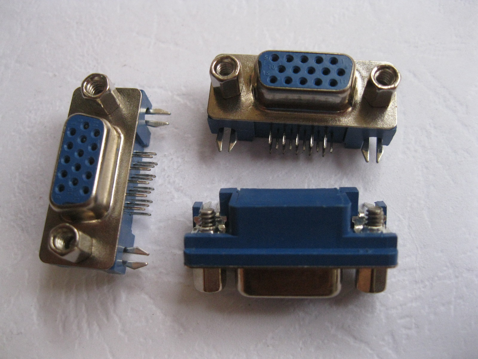 20 Pcs D-Sub 15 pin Female Right Angle blue 3 Row short New