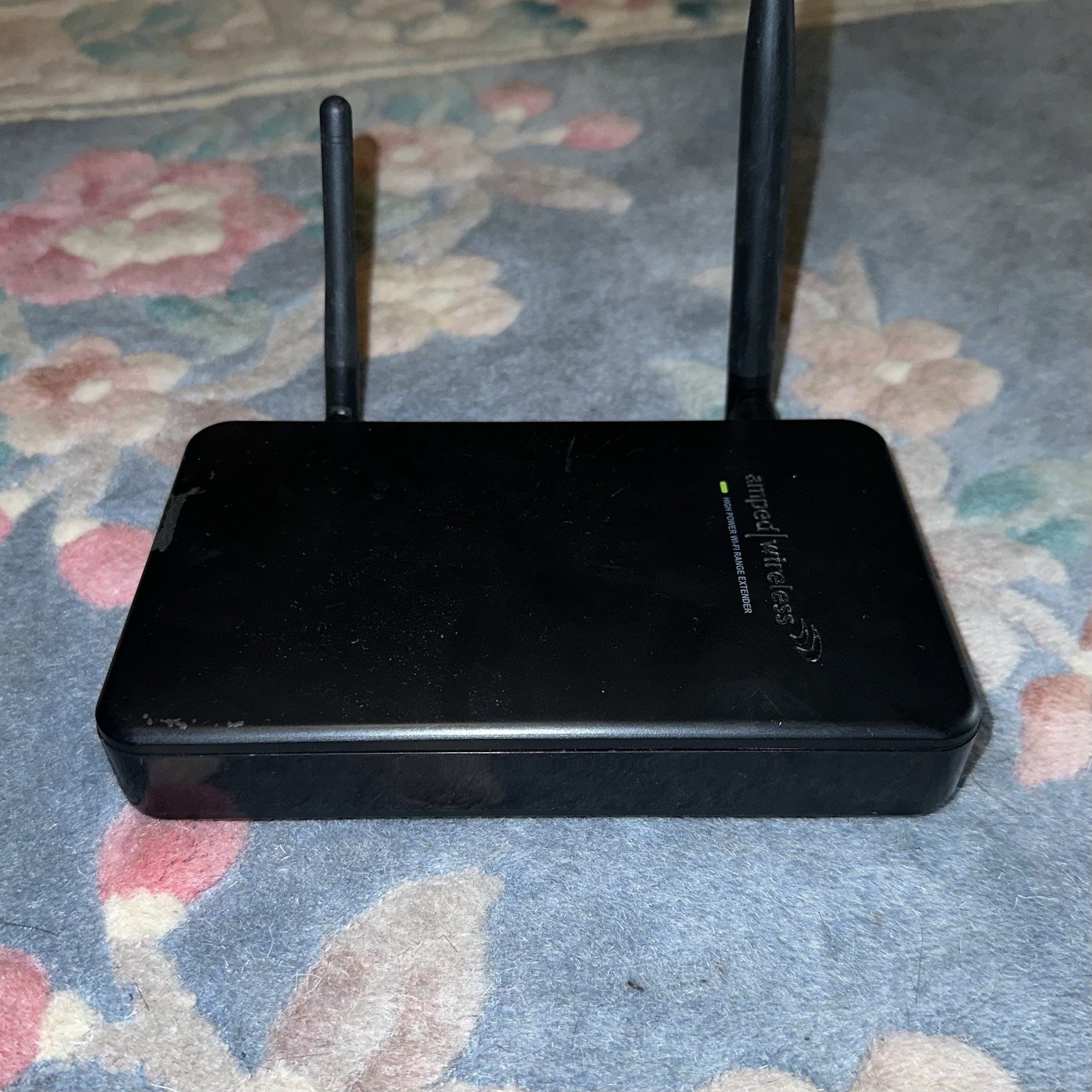 Amped Wireless SR10000 600mw High Power Wireless-N Range Extender Repeater