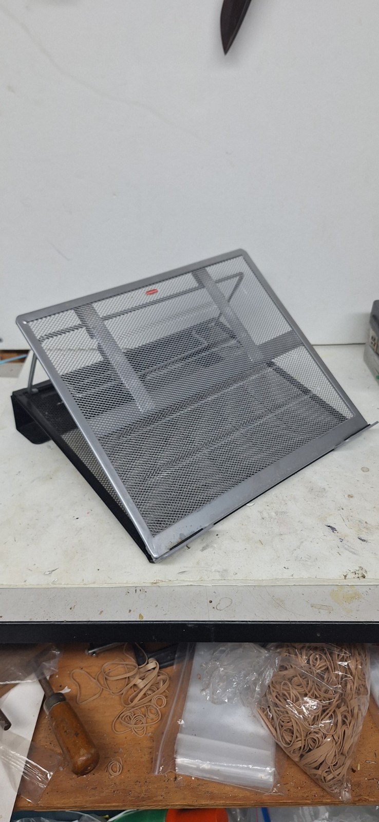 Rubbermaid Rolodex Adjustable Aluminum Laptop Stand W/USB Port