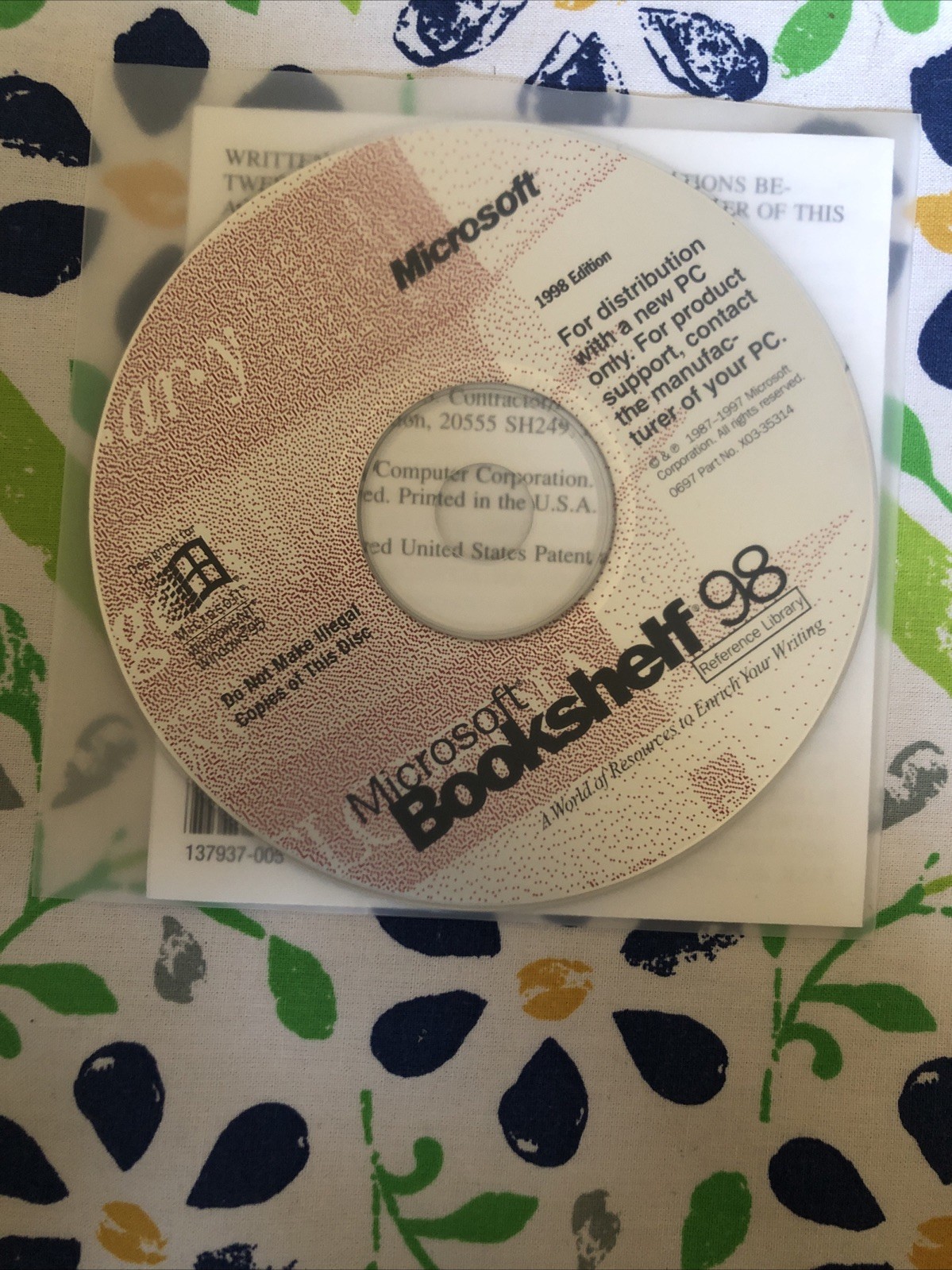 Microsoft Bookshelf 98 Reference Library for PC Windows 95 CD-ROM