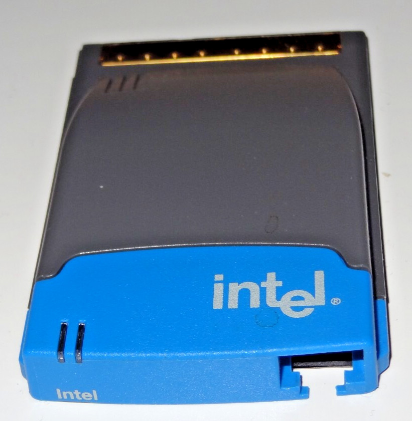 Intel PRO/100 CardBus II PC Card Adapter w/ Integrated Jack 730153-002 MBLA3400
