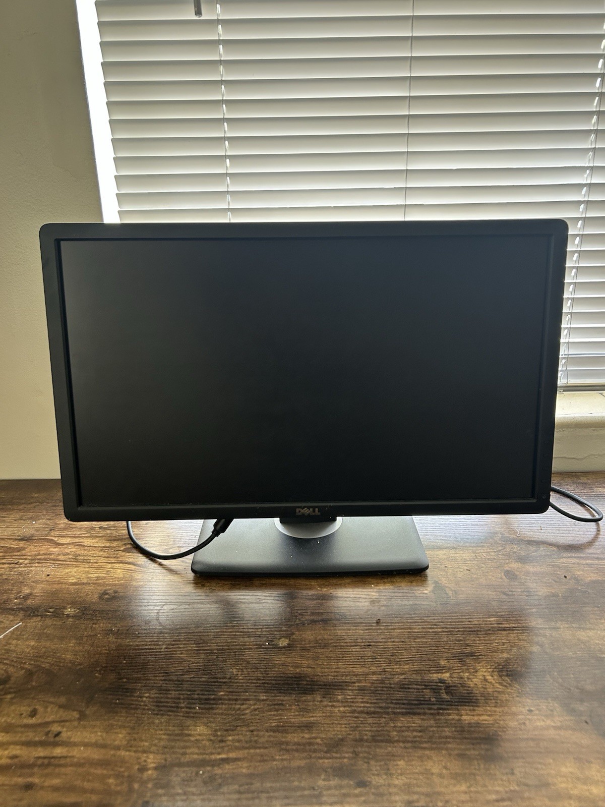 Dell P2312Ht Flat Panel Monitor w/ Adjustable Stand - Tested and Working