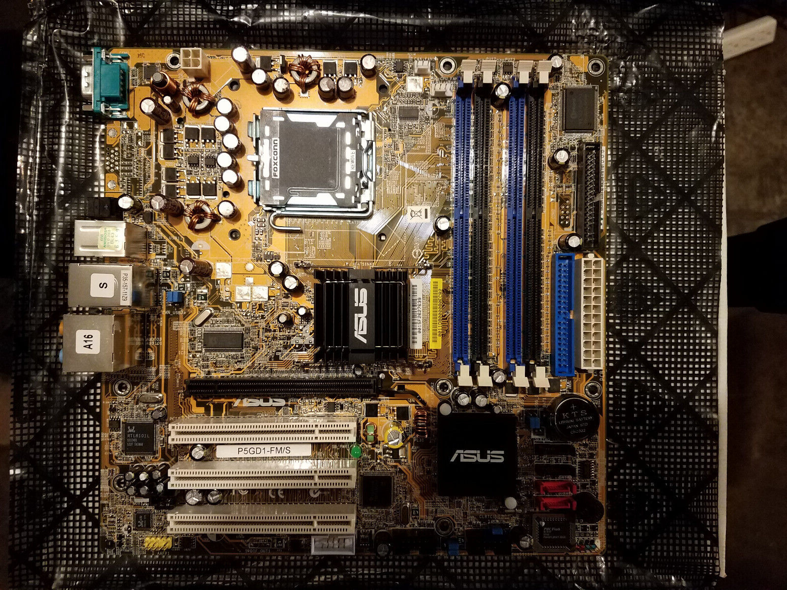ASUS P5GD1-FM/S Intel 915P  Socket 775 mATX Motherboard