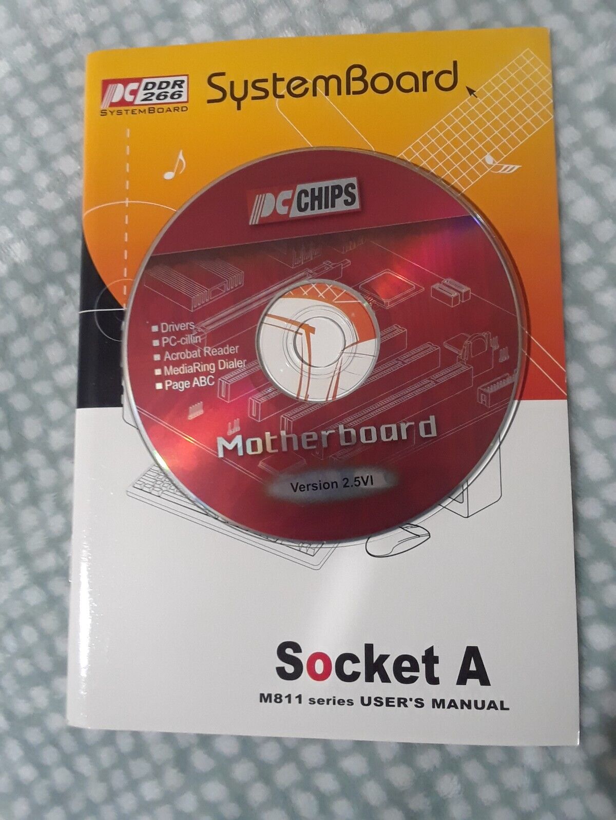 PCChips DDR266 M811 MB User's Manual and Driver CD