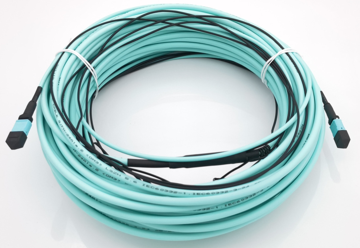 MPO/MTP to MTP Fiber Optic Cable OM3 24 core Fiber for QSFP+ Transceivers 15~35M
