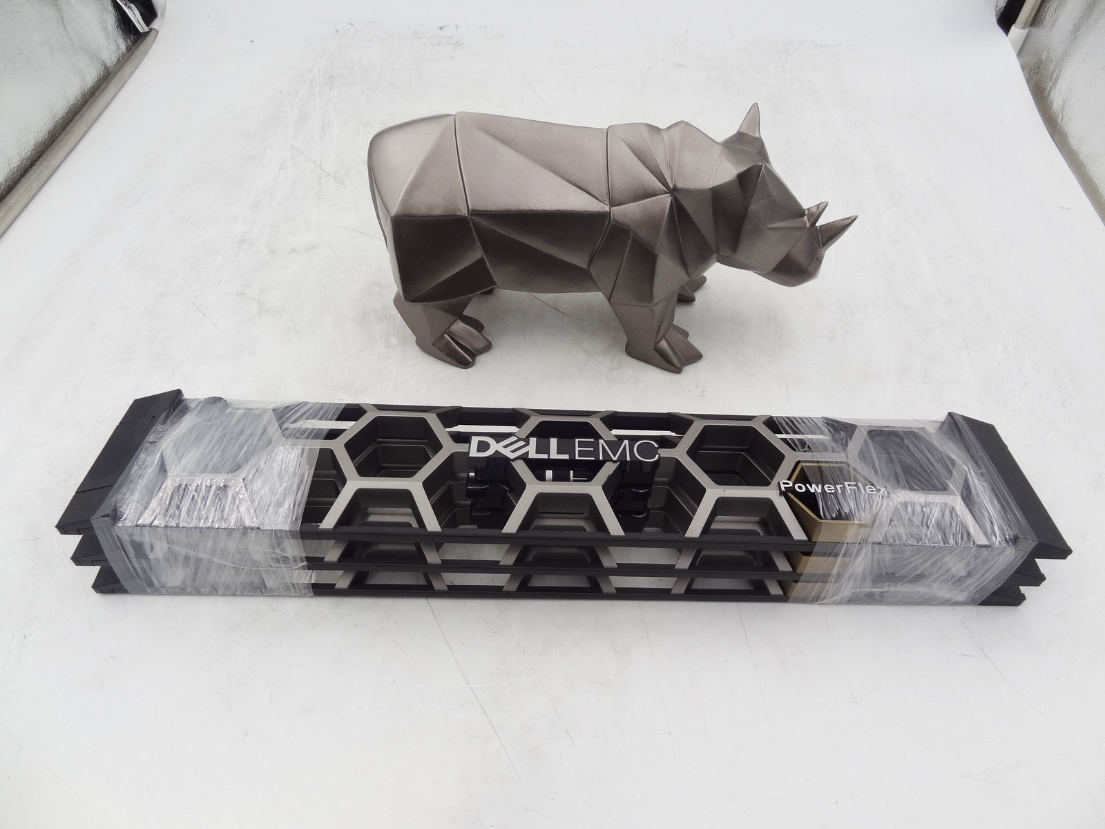 M48XJ DELL/EMC 2U BEZEL FRONT FACEPLATE (POWERFLEX SERVER)