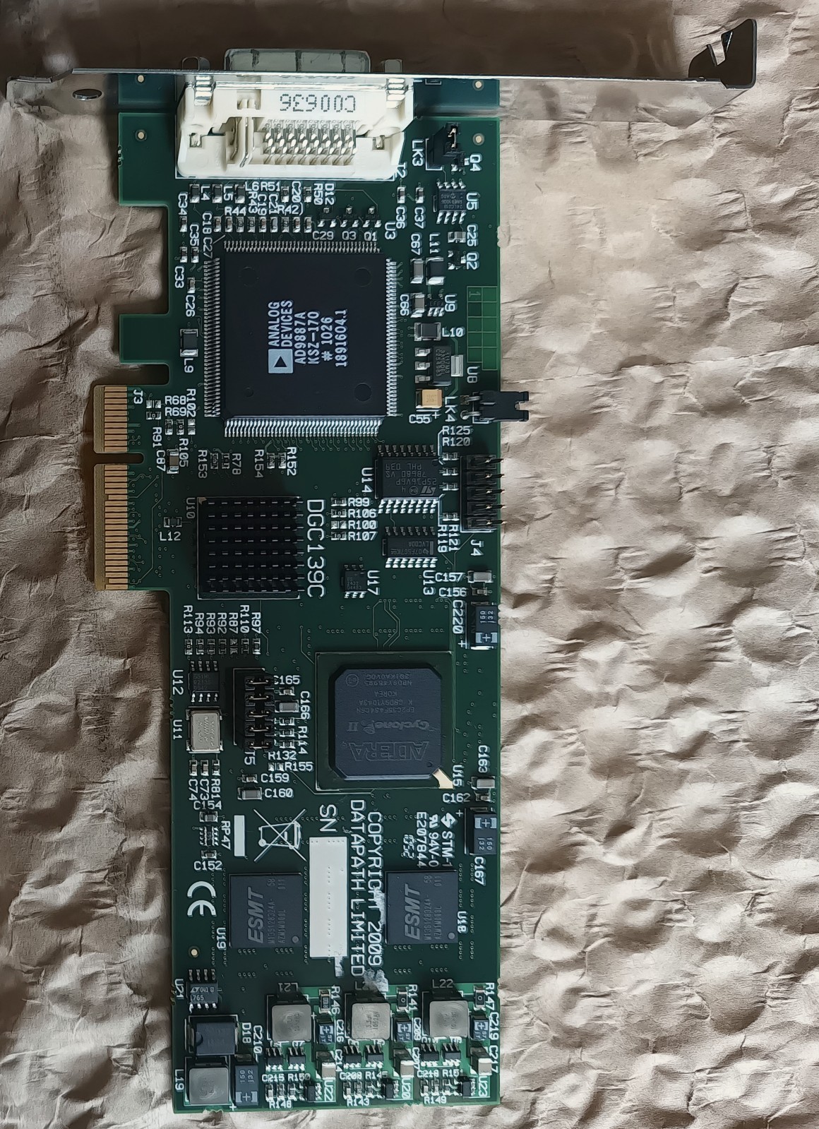 DataPath VisionRGB-E1S DGC139C DVI/RGB/HD Video Capture Card PCI Express